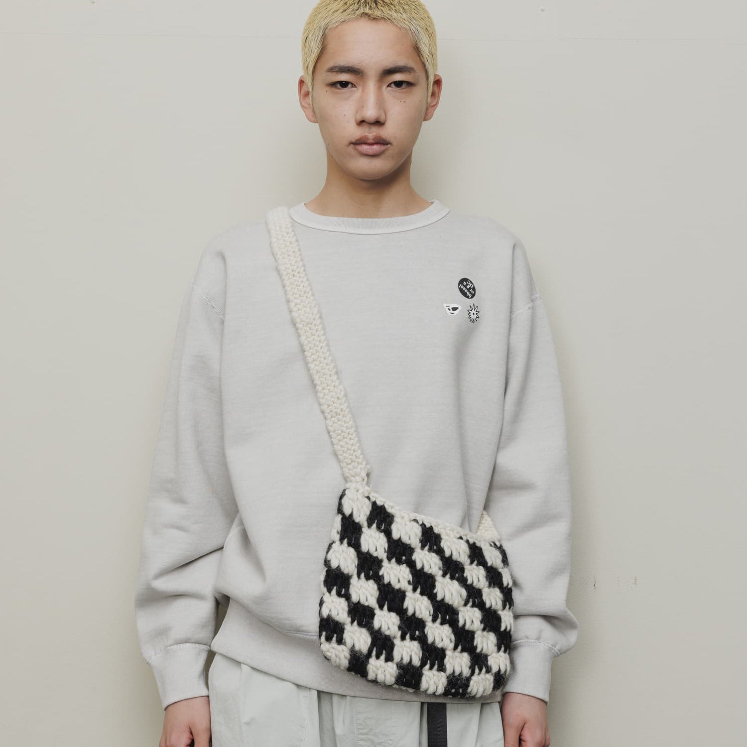 HAND KNIT SACOCHE (White)