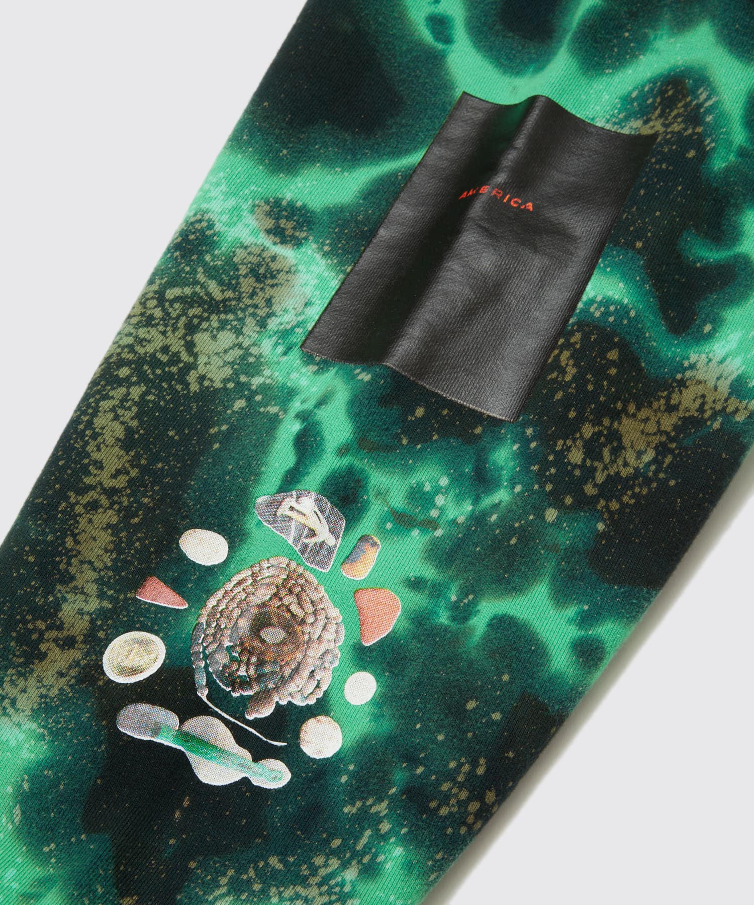 BLANKMAG x Bal "ELLE SHOWERING OUTSIDE" TIE DYE HOODIE (Green)