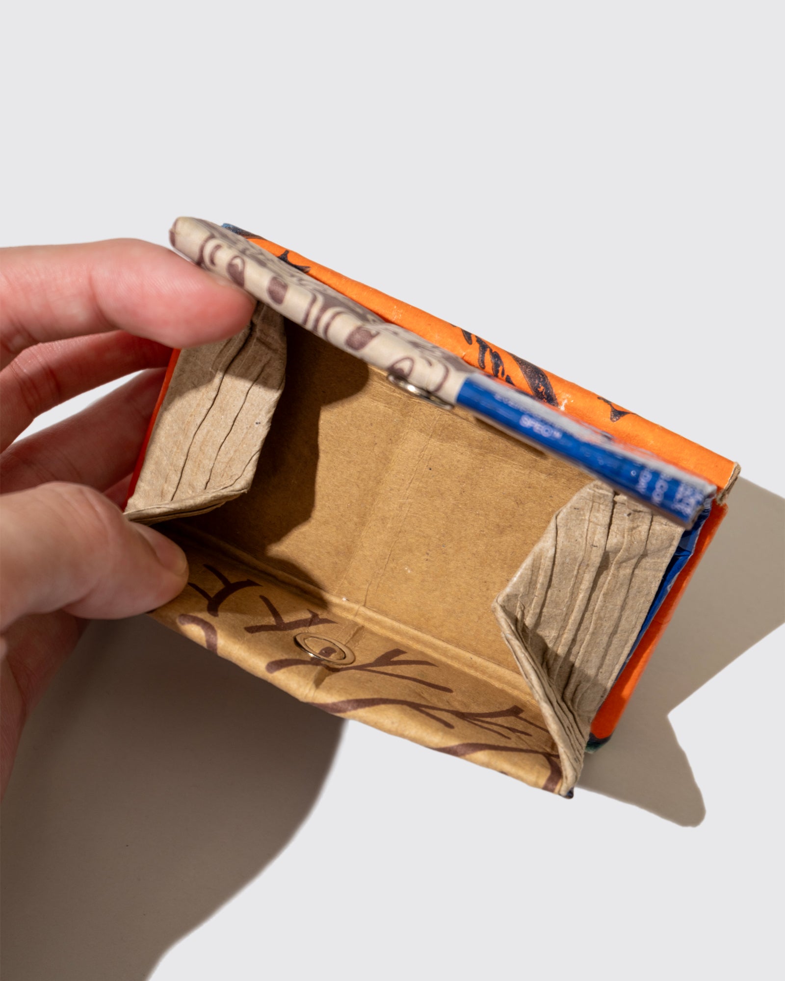 COIN+CARD WALLET (TAPE/CARDBOARD)