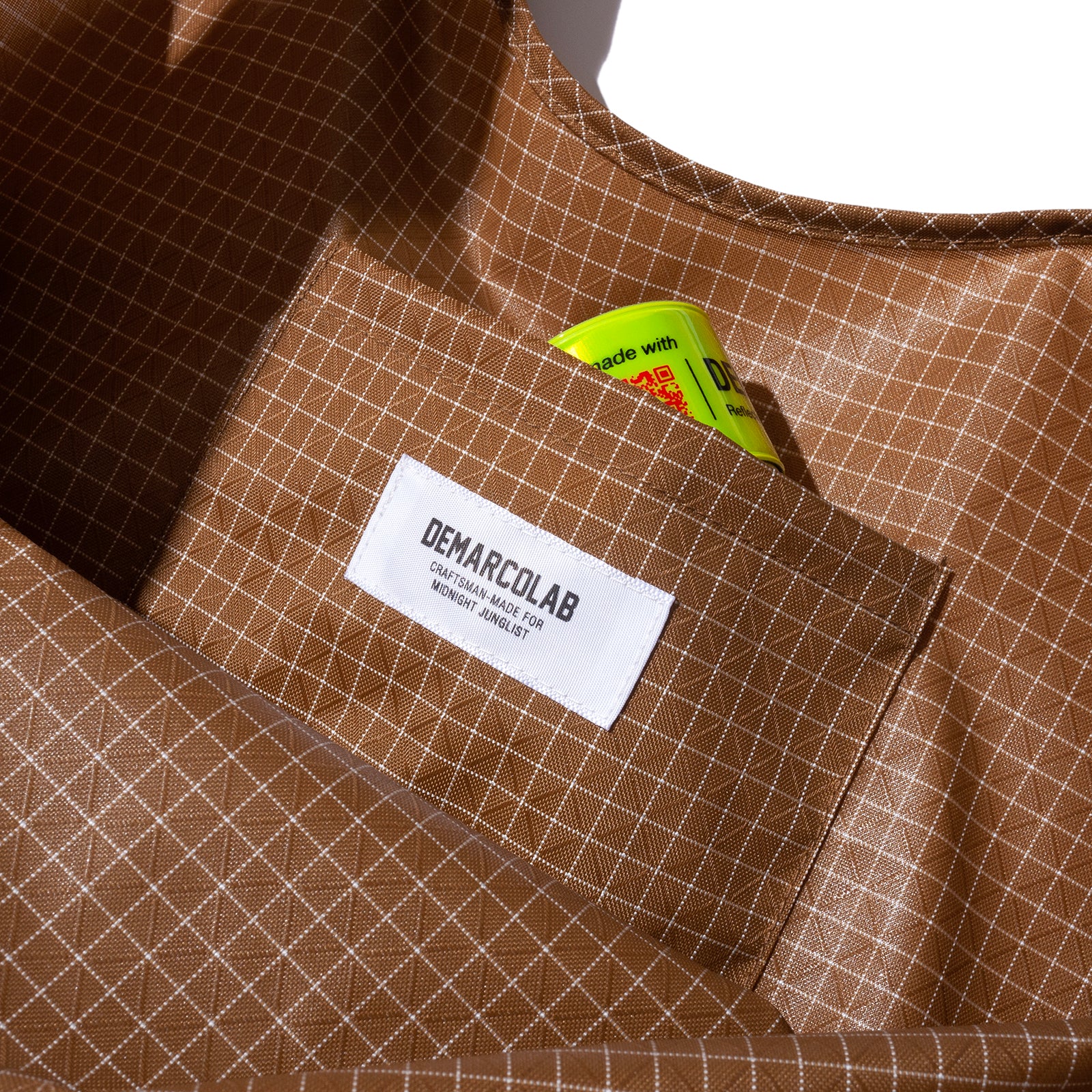 TOUGH GRID MARKET TOTE (Brown)