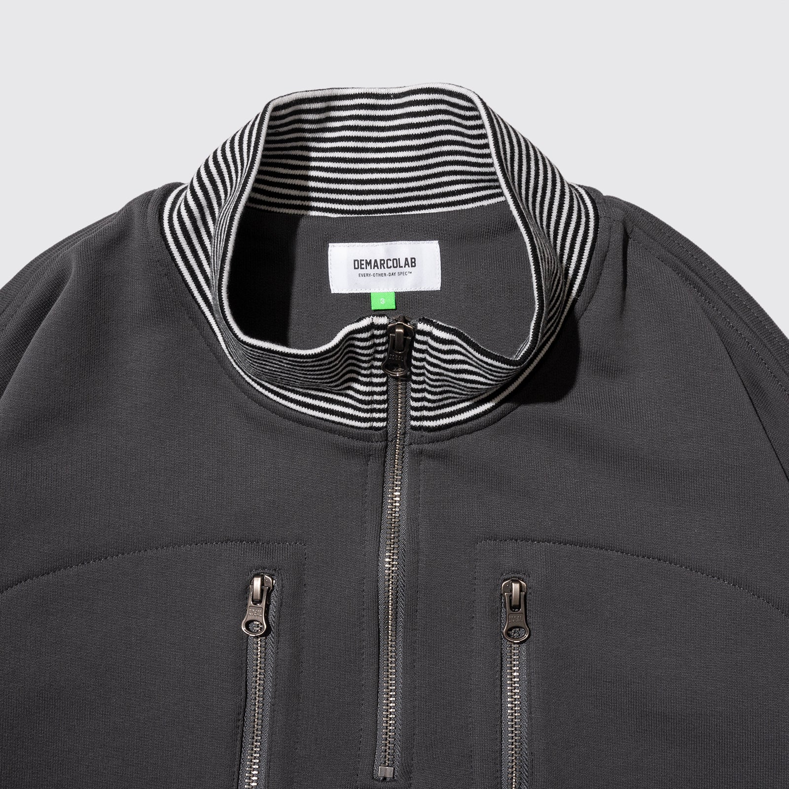 III.ZIP PULLOVER (Charcoal)