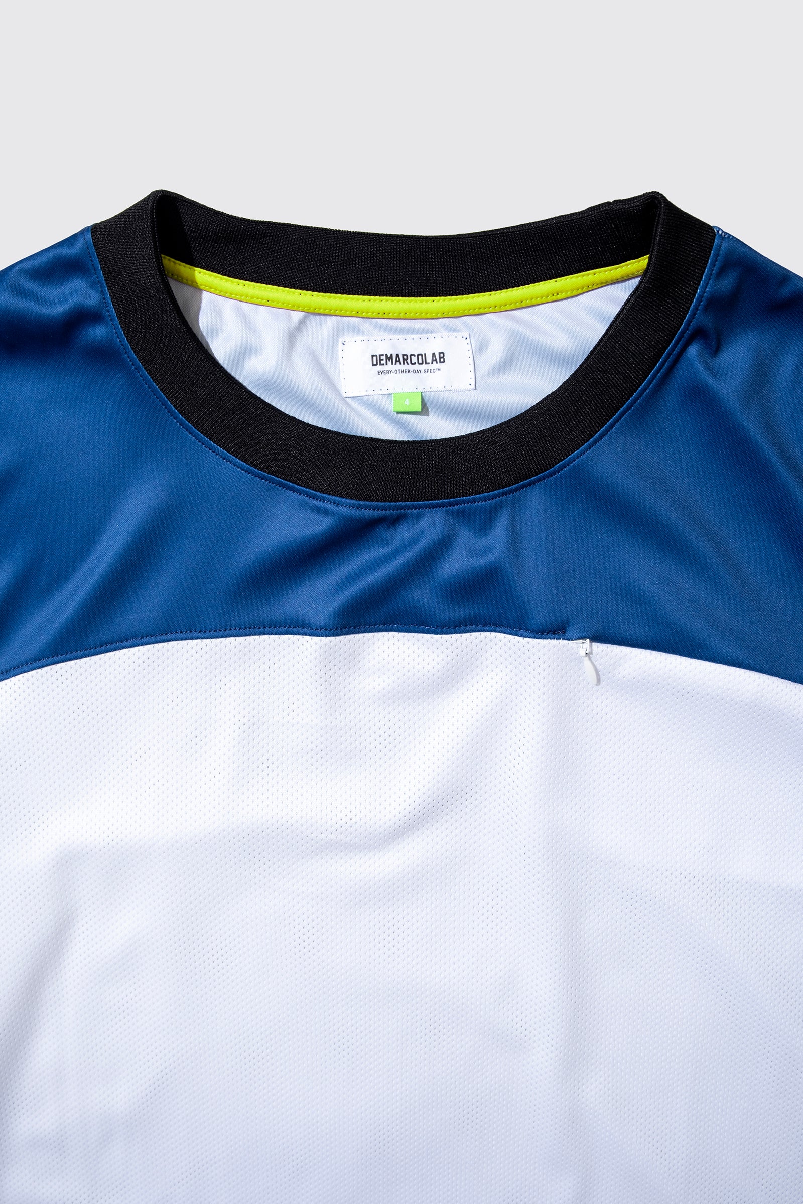 ROUND MESH TOP (Blue)