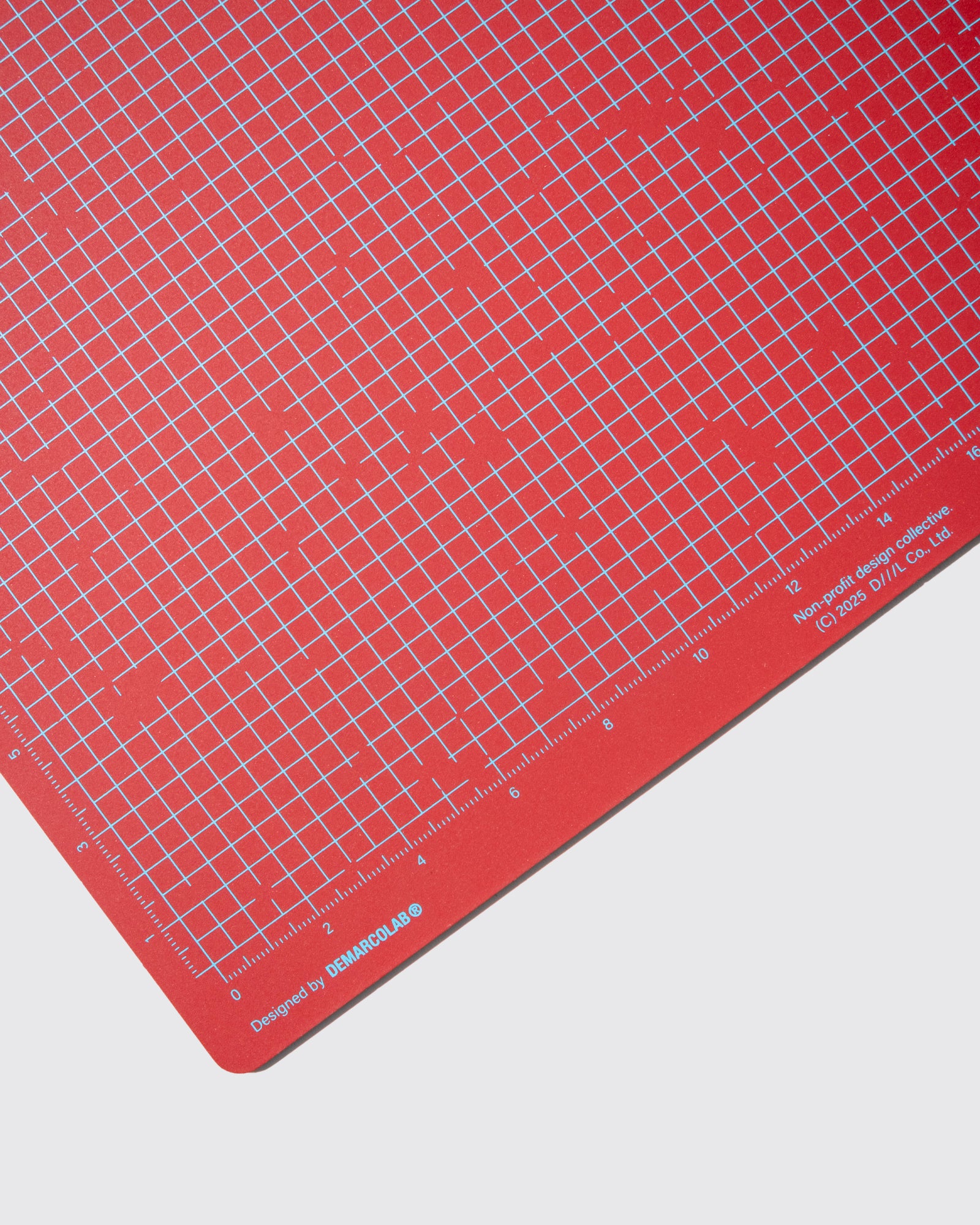 NIGHT CAMO CUTTING MAT (Maroon)