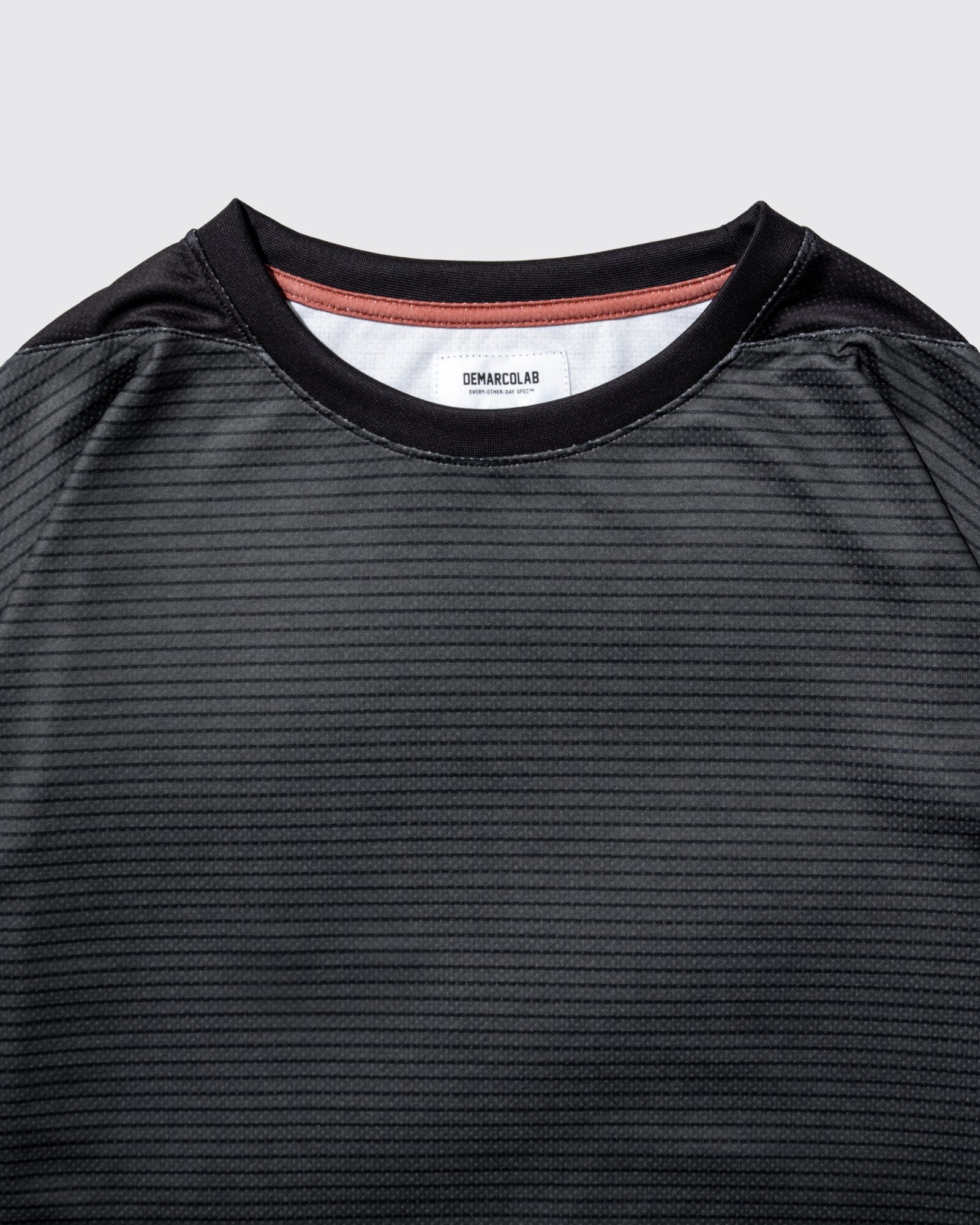 VITA VENT E-L/S TEE (Charcoal)