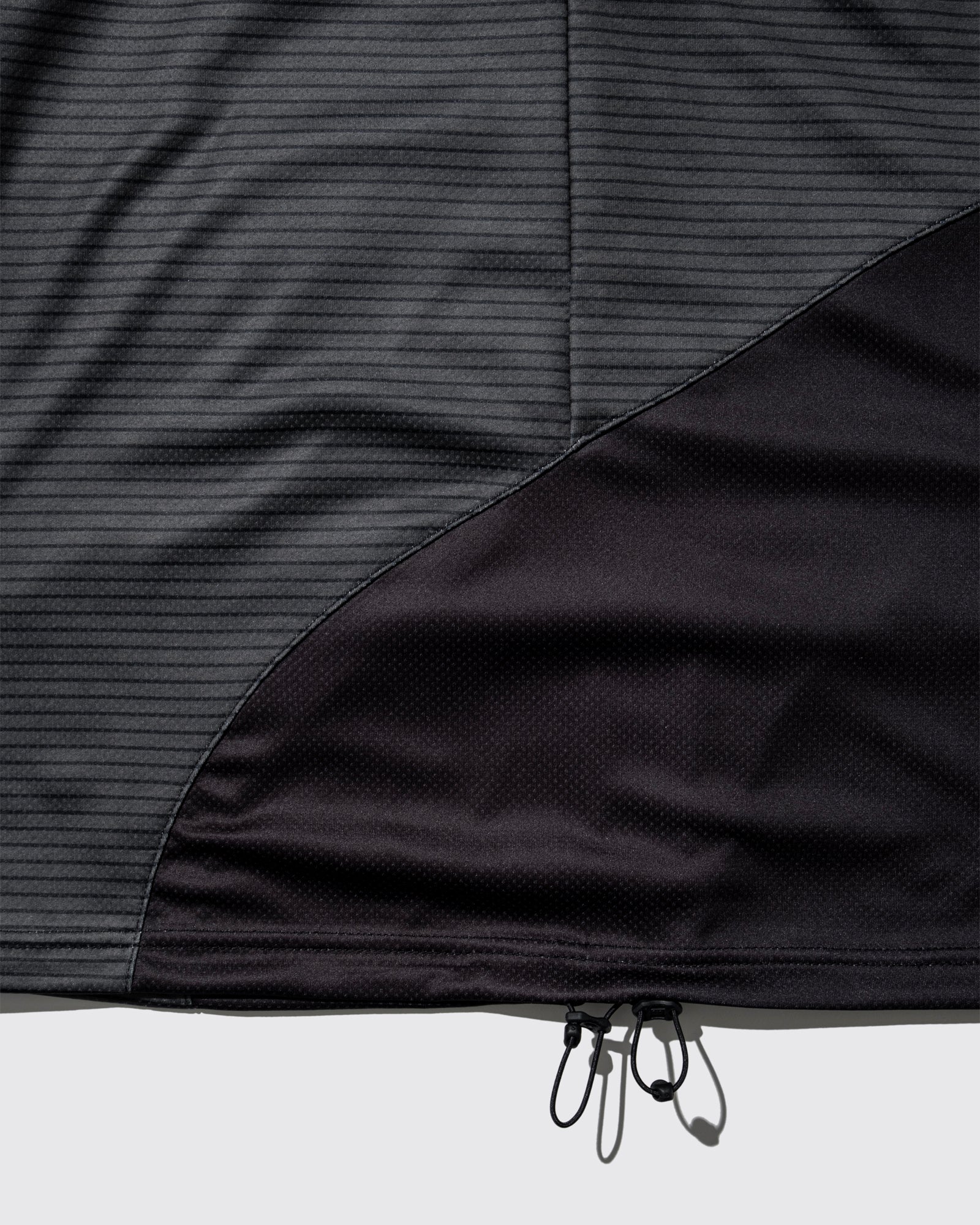 VITA VENT E-L/S TEE (Charcoal)