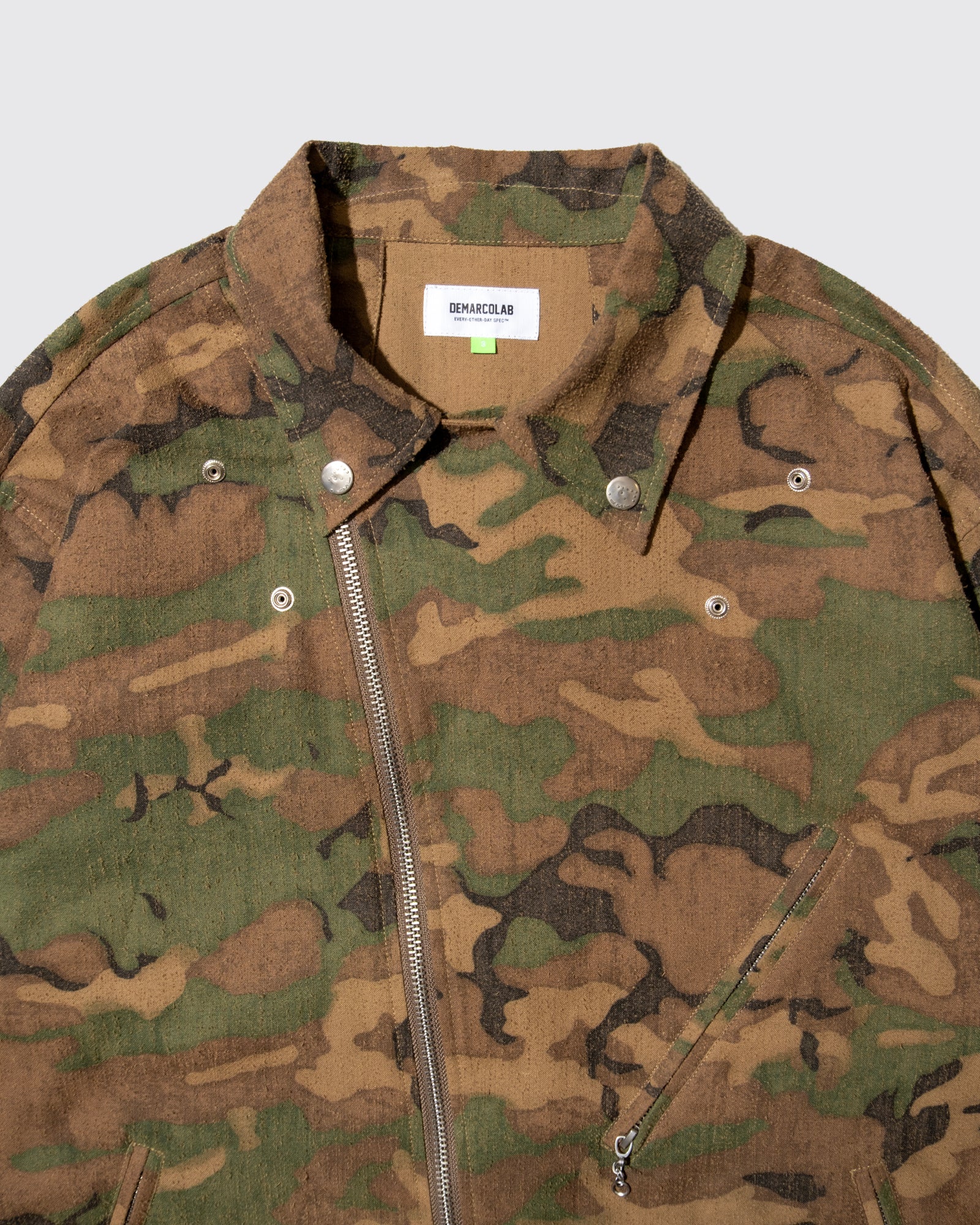 DISTRESSED CAMO SIM-RIDERS JKT