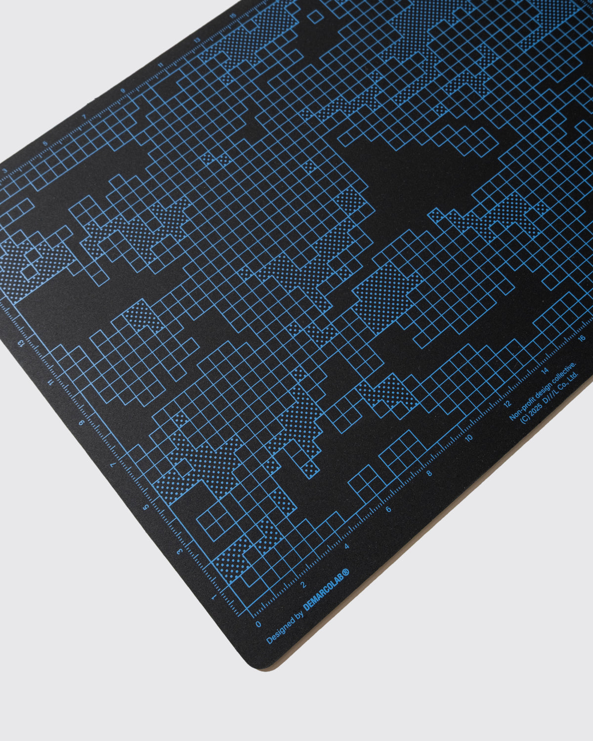 JUST® RANDOM CAMO CUTTING MAT
