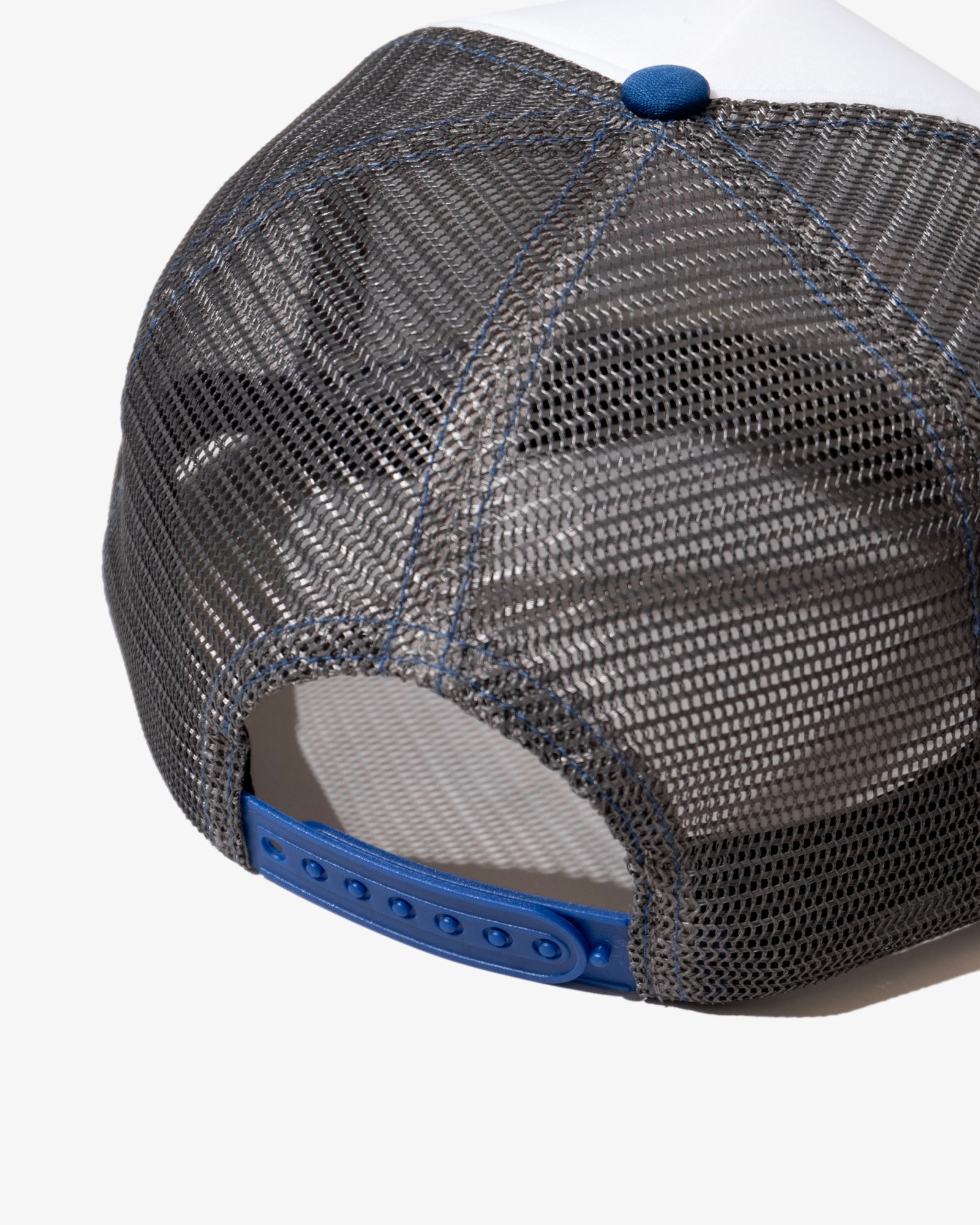 KNOW CONTROL TRUCKER HAT