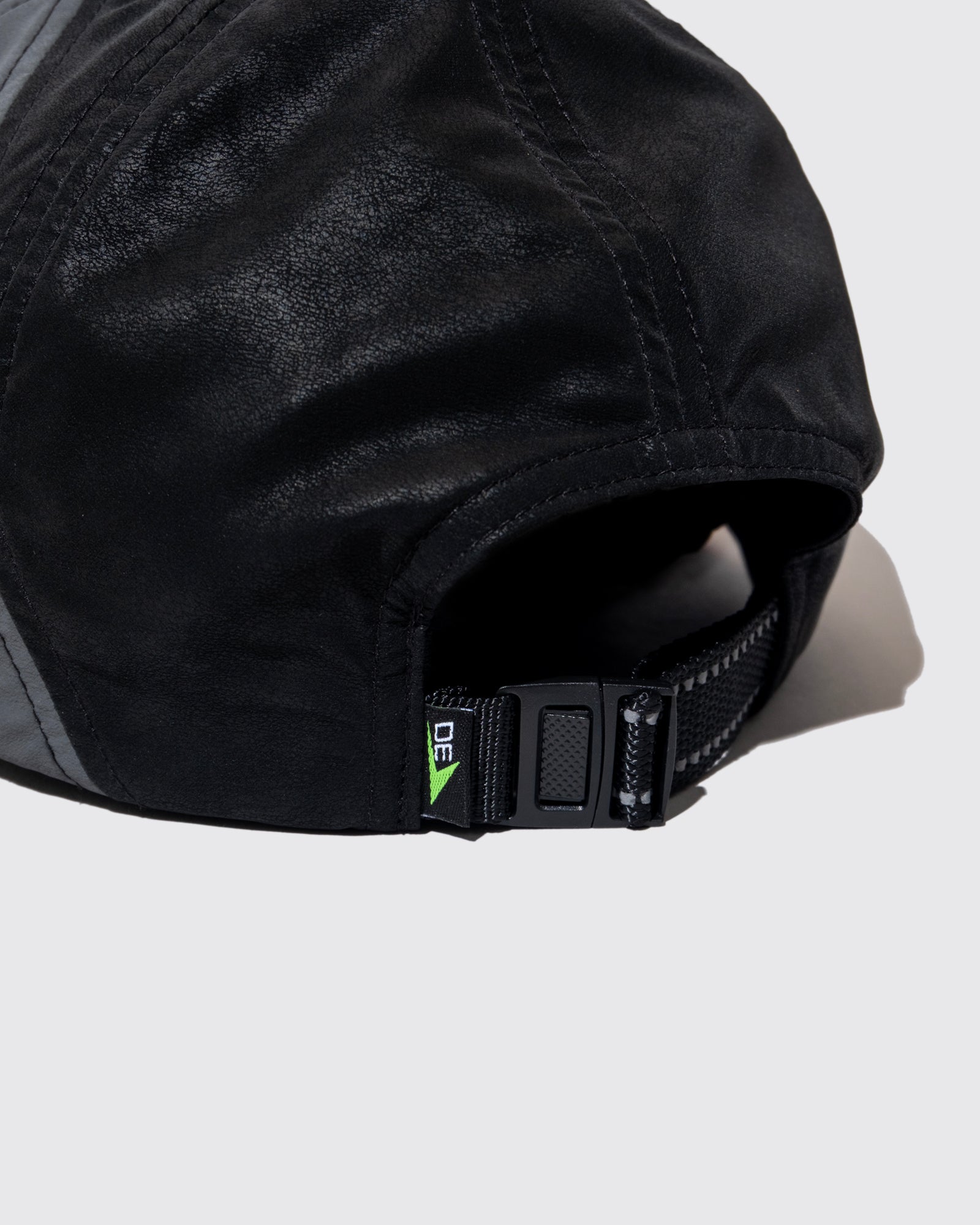 TECH LEATHER RACING CAP