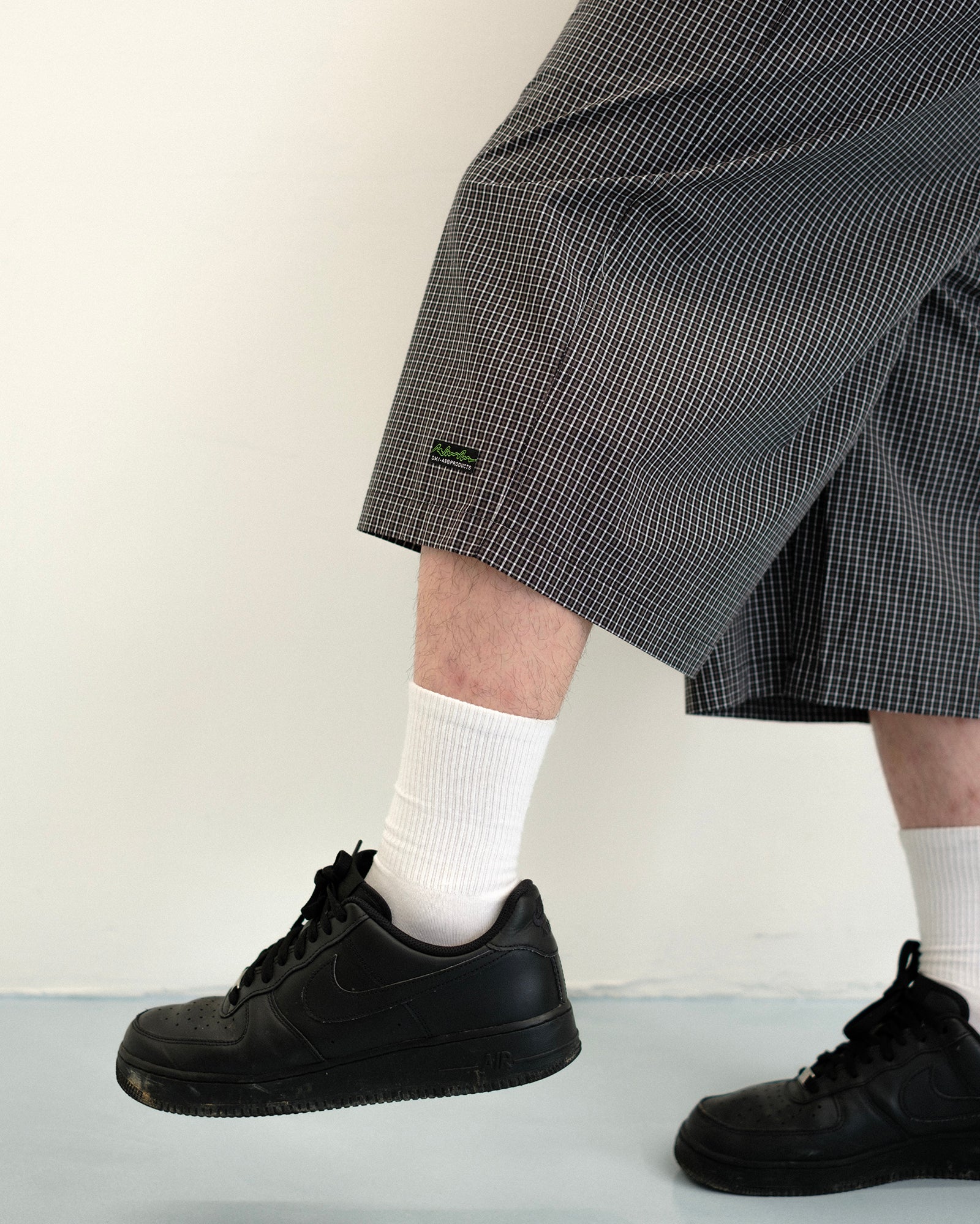 PLAID JUMBO SHORTS (Black)