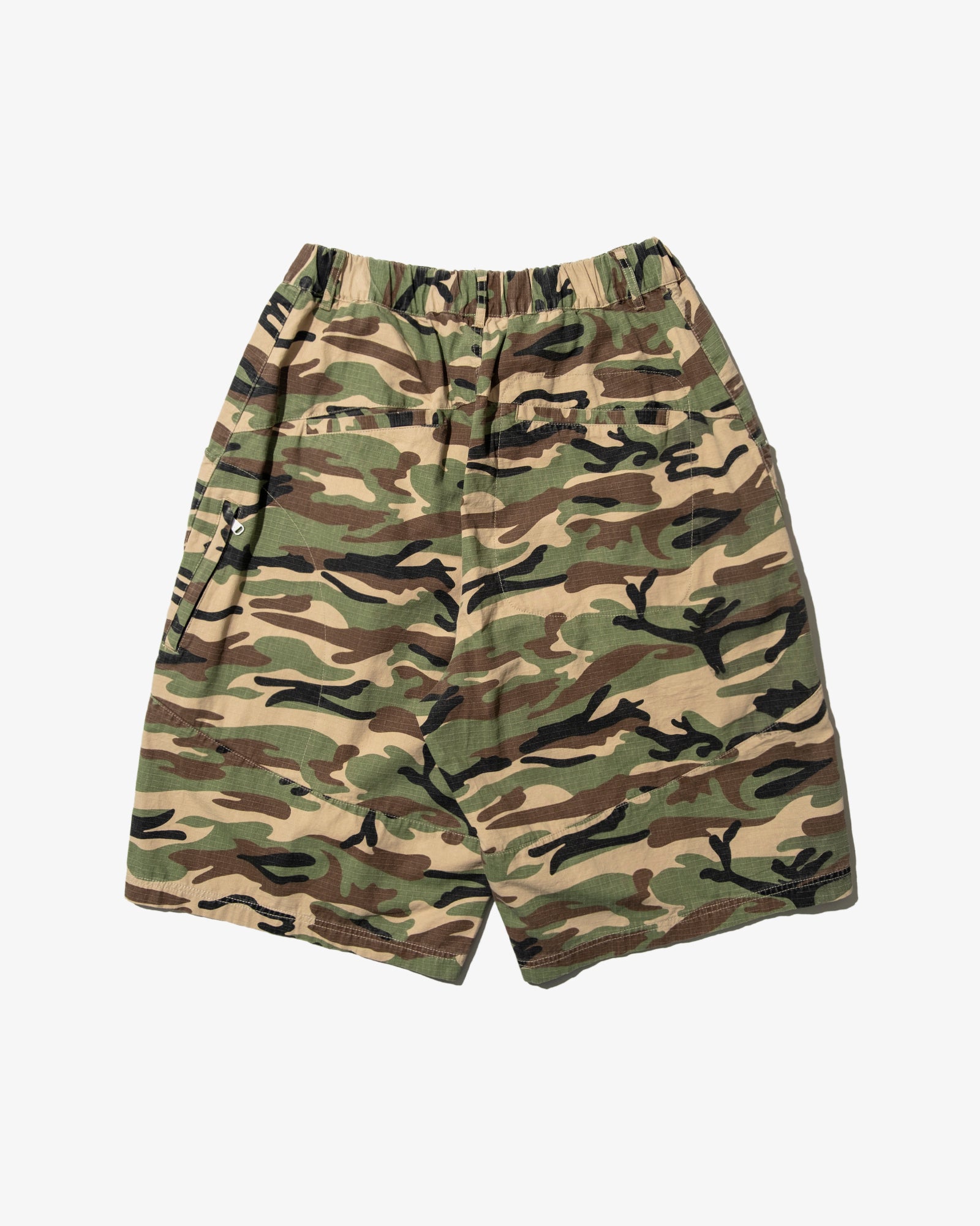 WOODLAND CAMO MOTO SHORTS