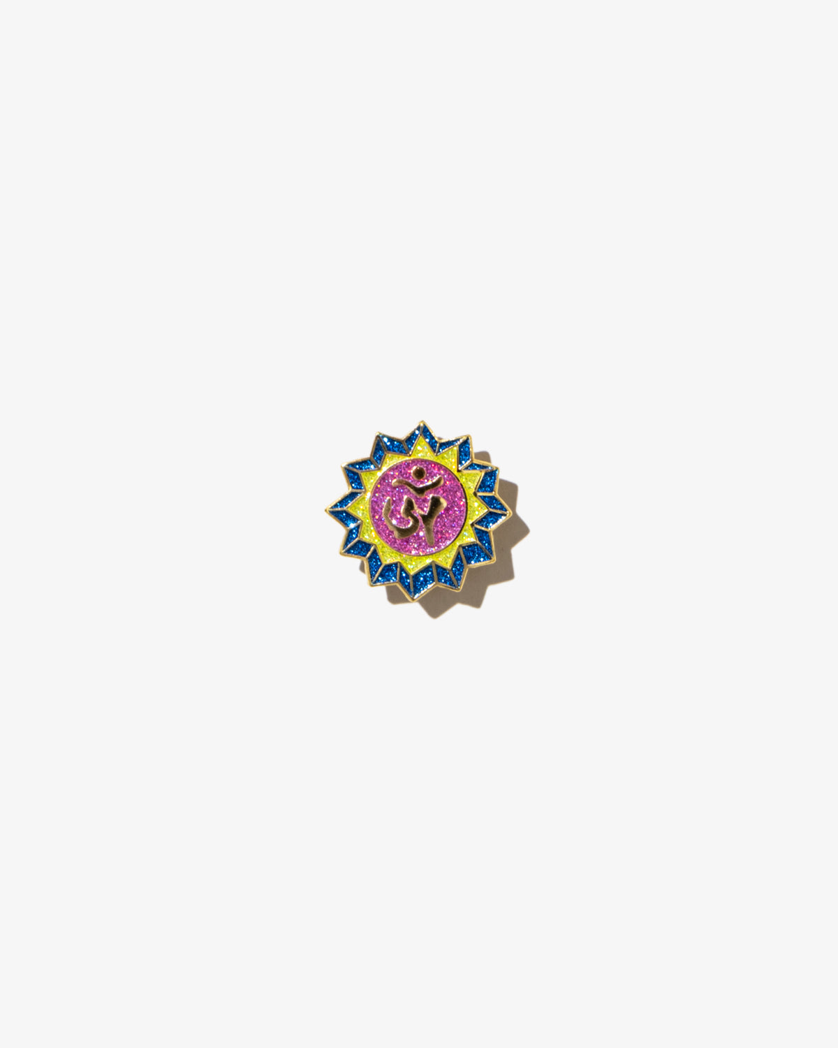 AUM DAZZLE PIN BADGE (Blue*Yellow)