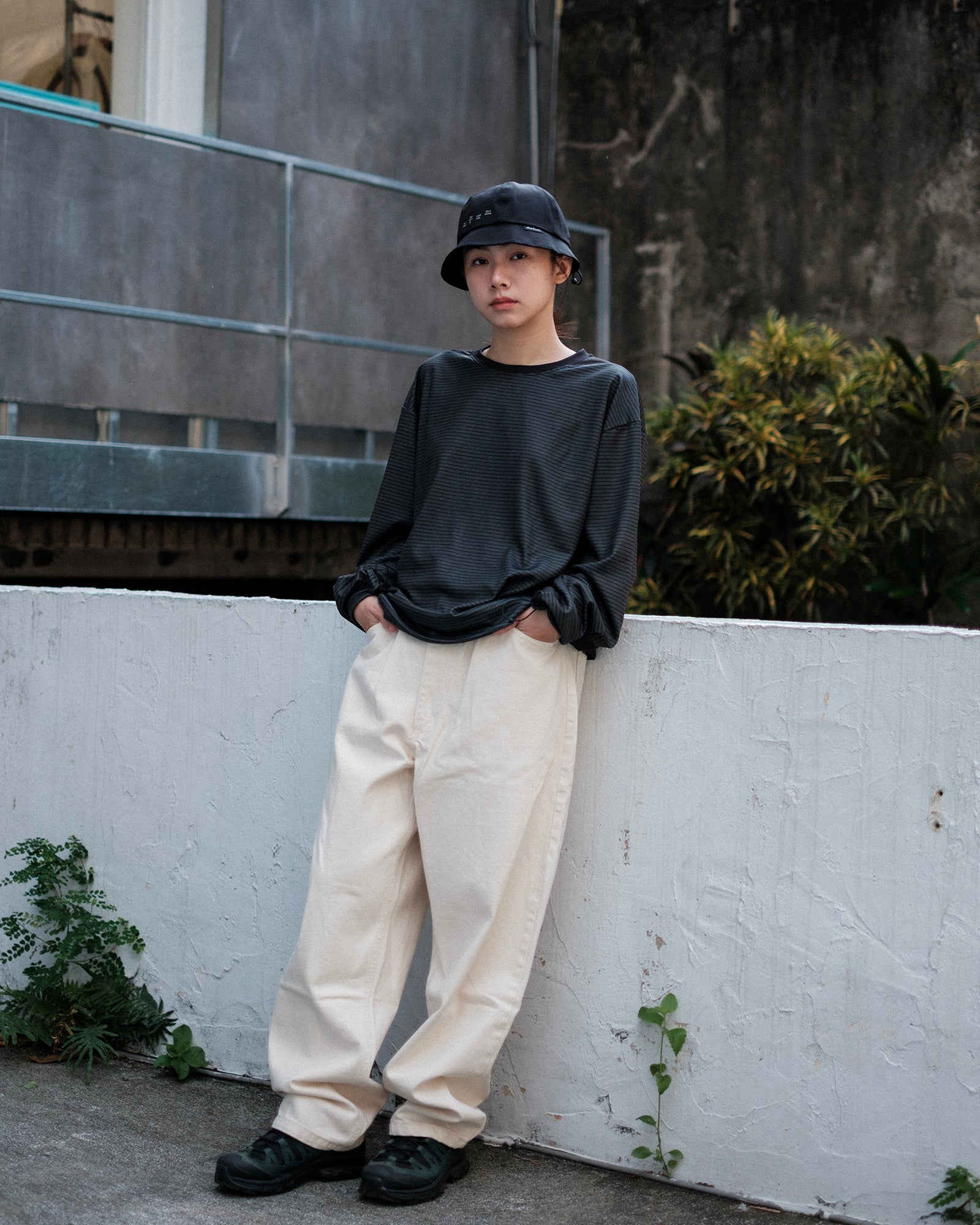 VITA VENT E-L/S TEE (Charcoal)