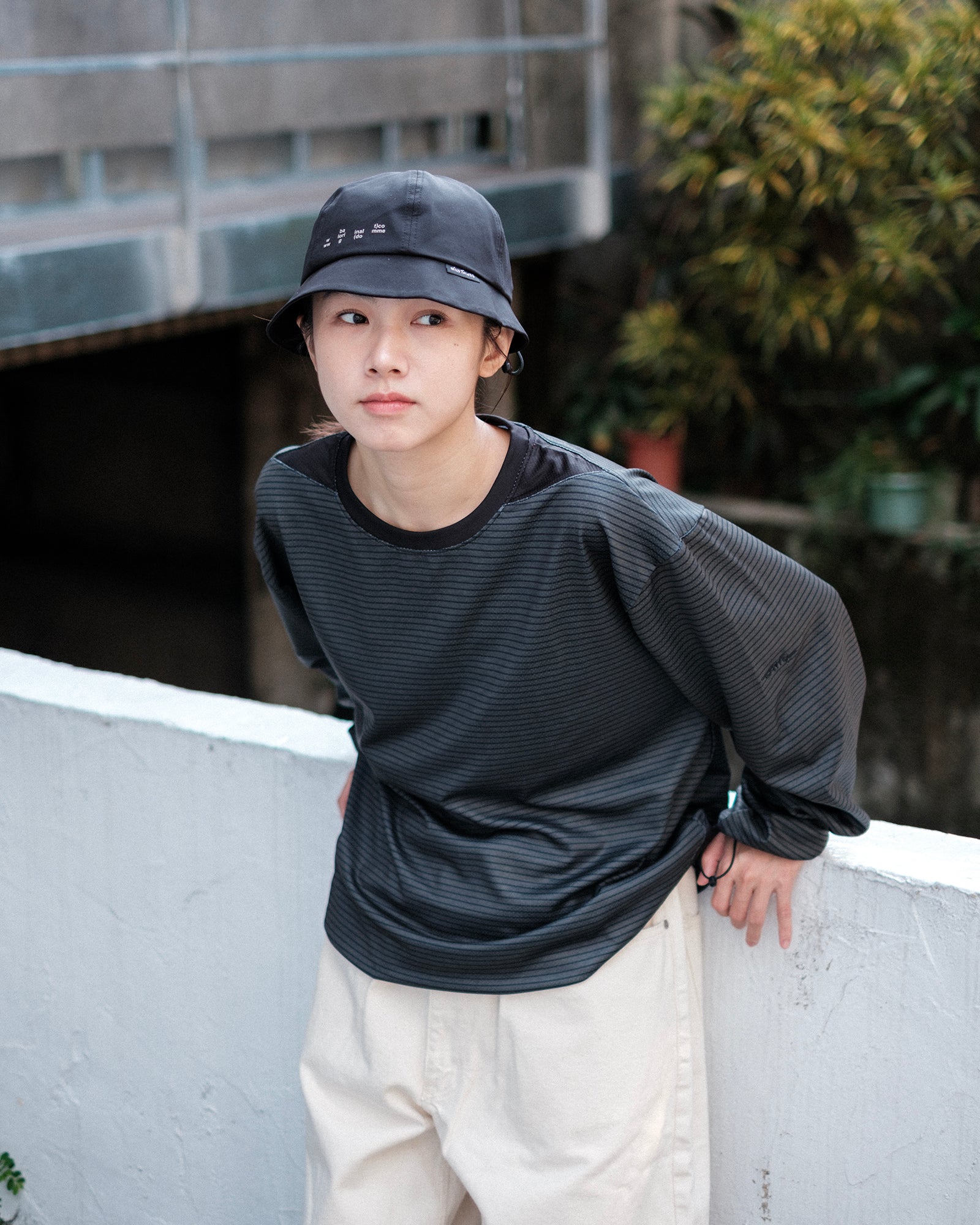 VITA VENT E-L/S TEE (Charcoal)
