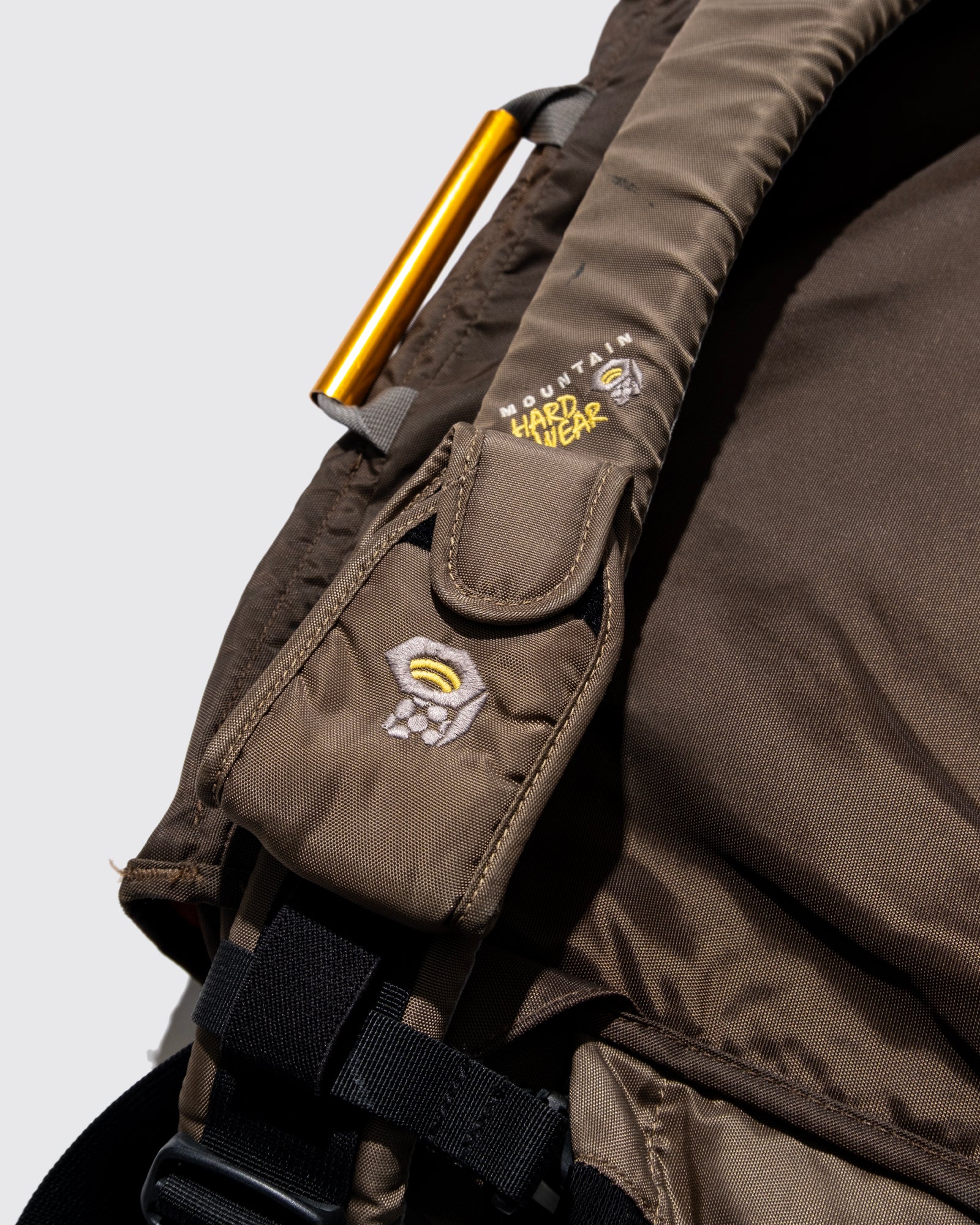 MESSENGER BAG