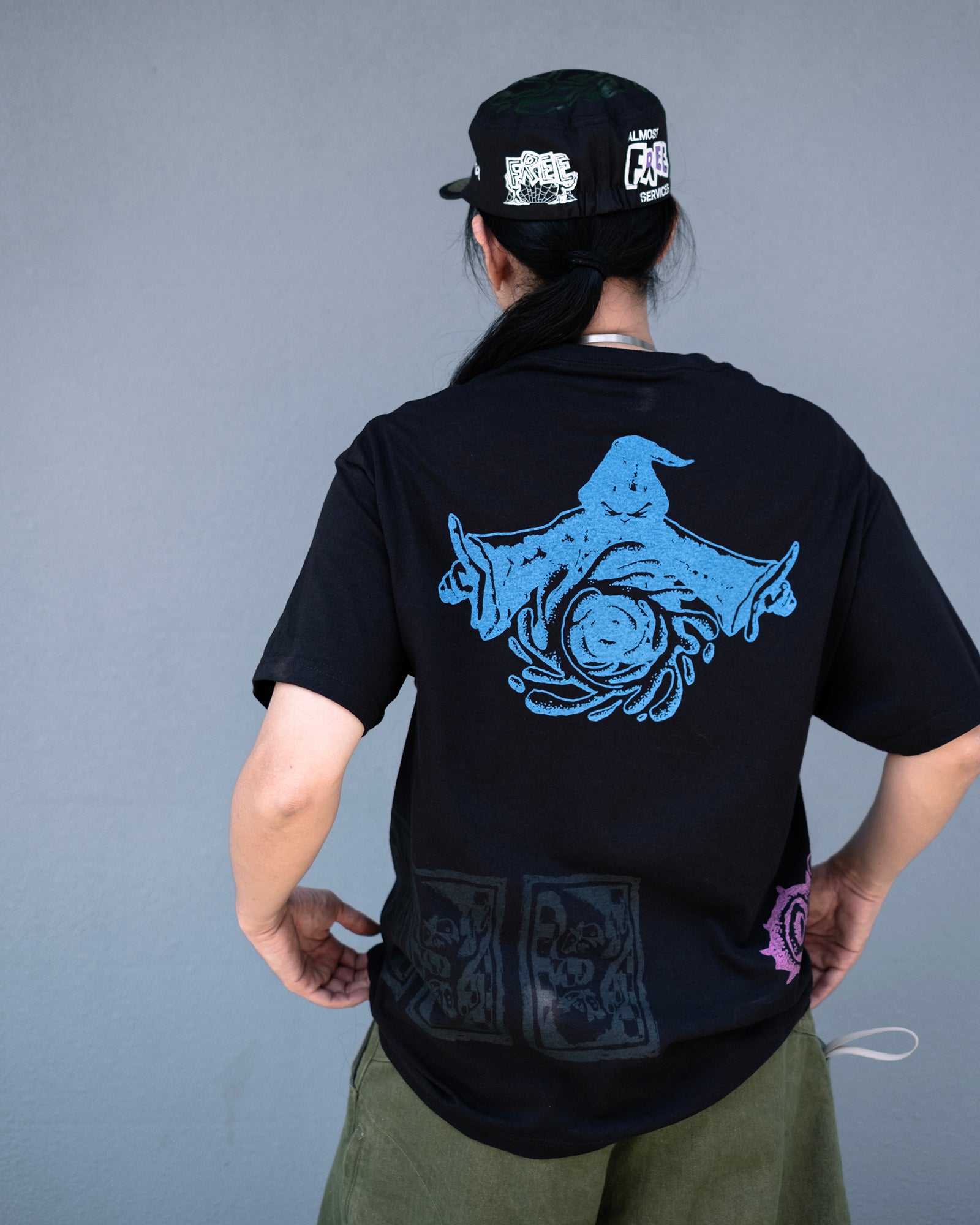KNOW CONTROL TEE