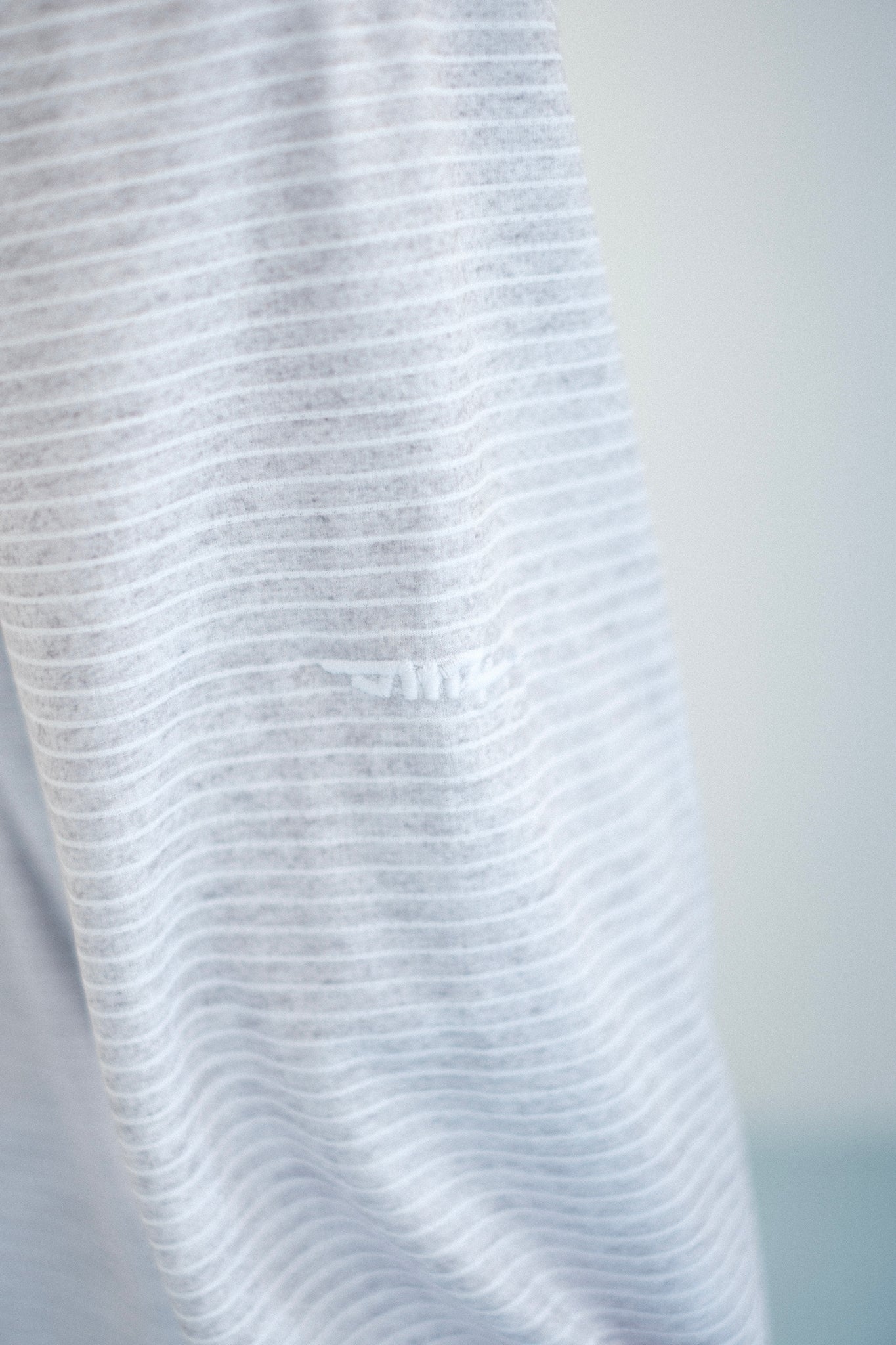 VITA VENT E-L/S TEE (Ash)