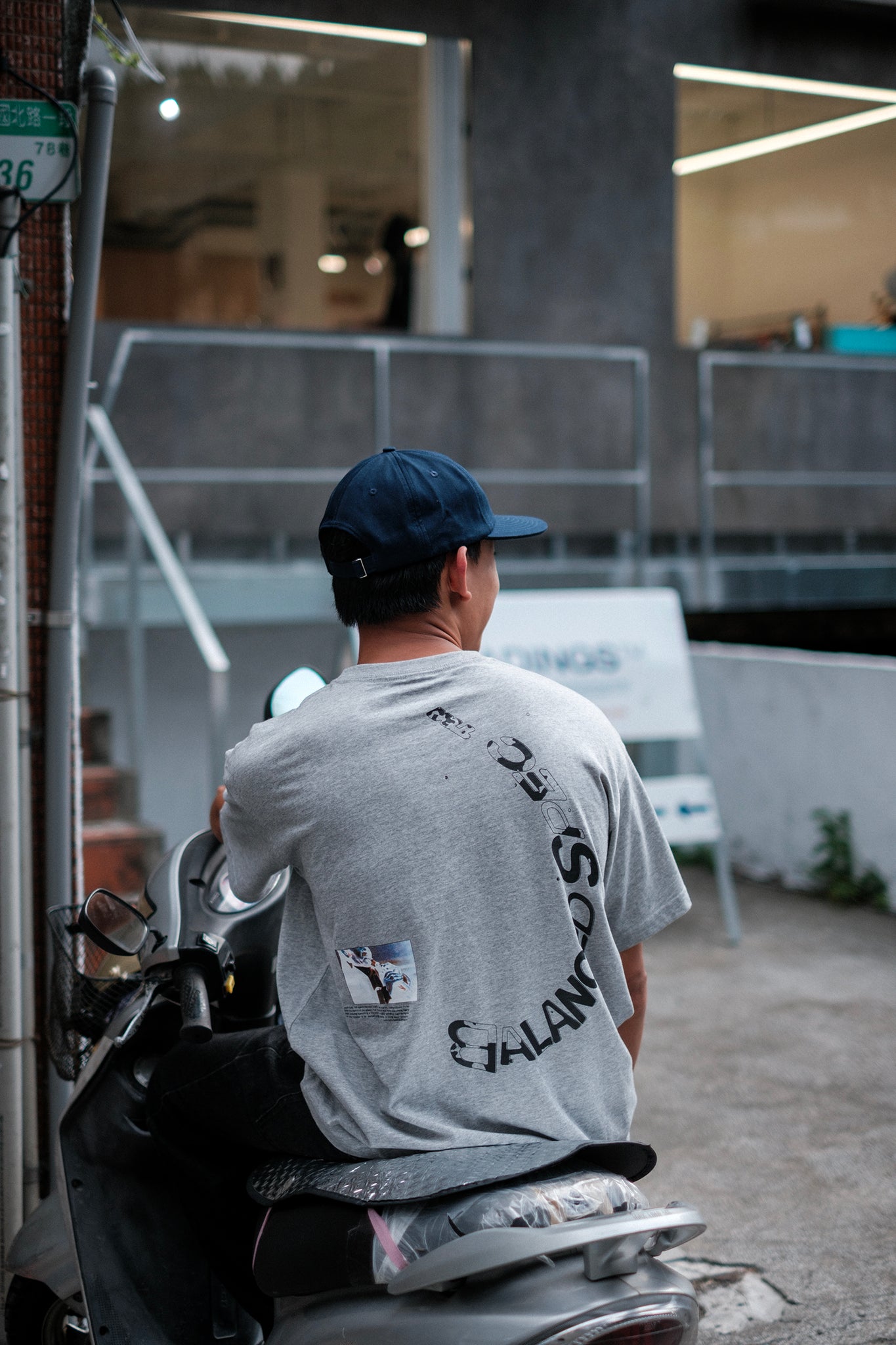 BALANCED SPEC™ TEE (H.Grey)