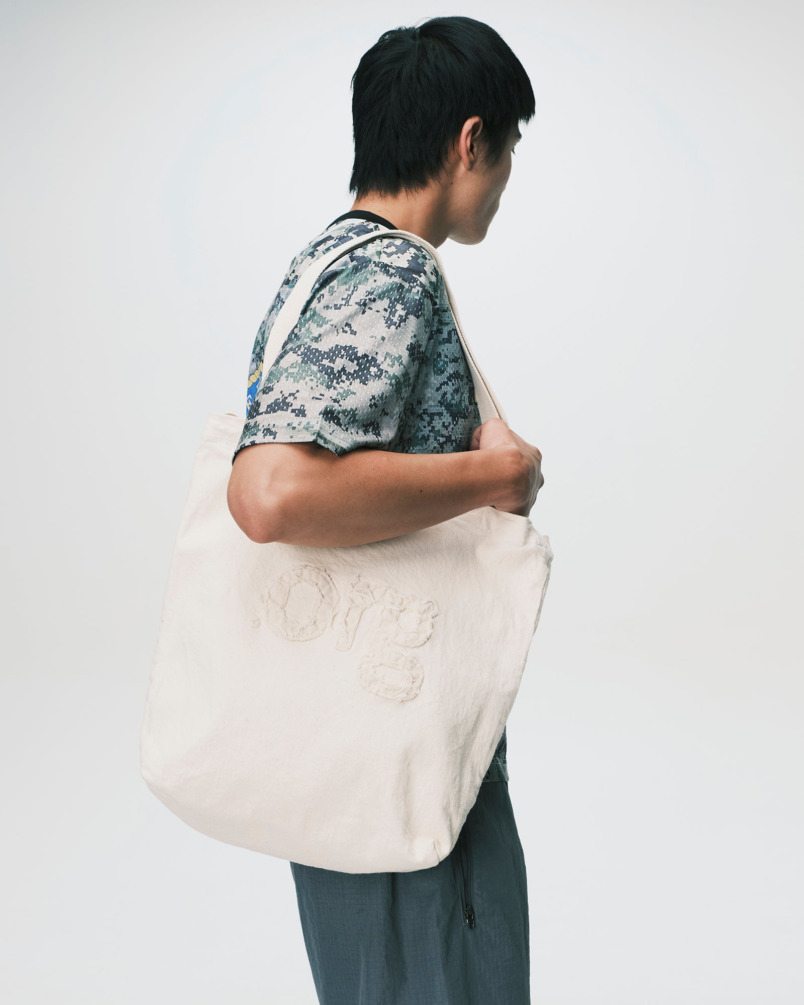 (nu-B19) Assistant Bag