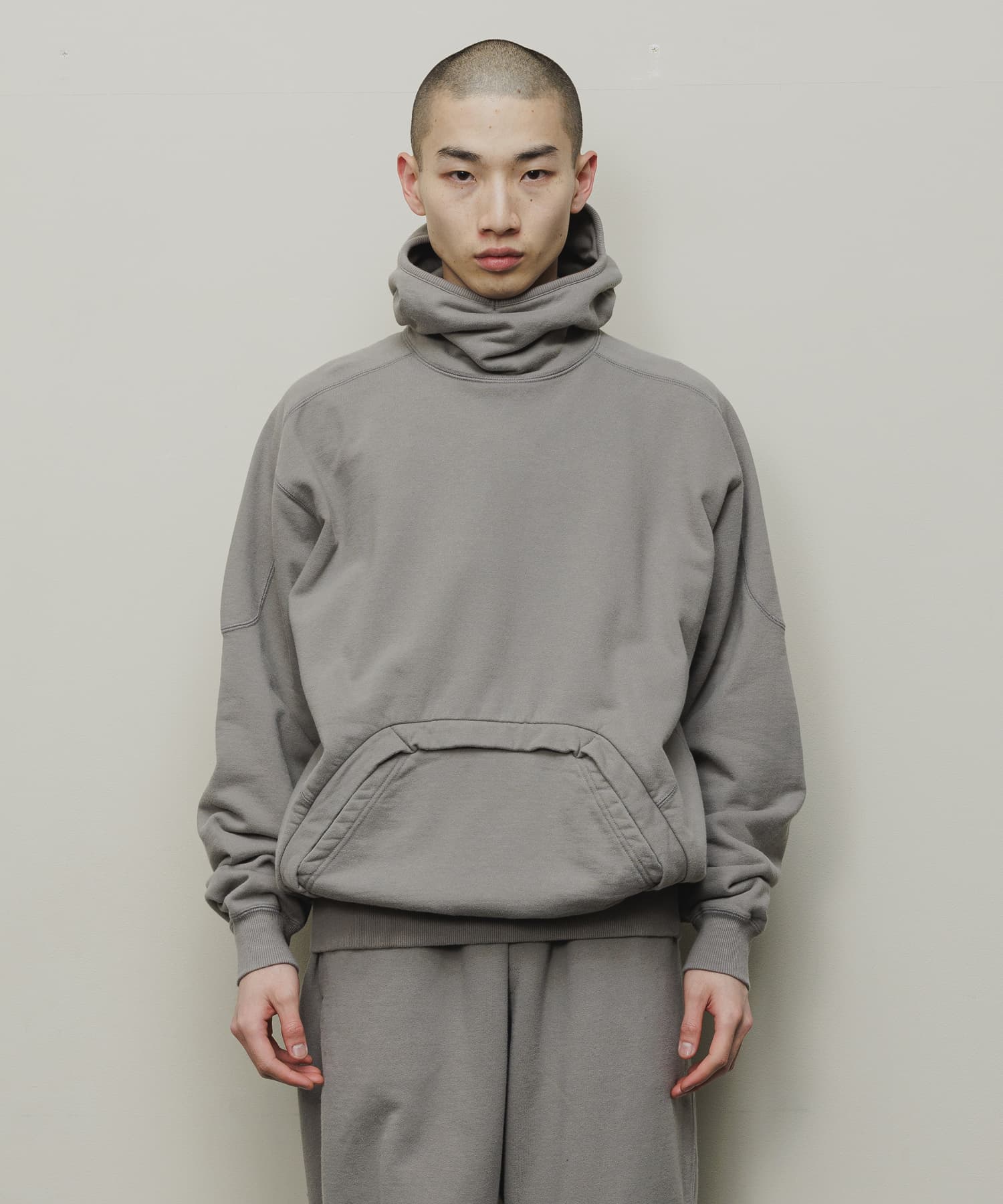 WASHED PANELED HOODED SWEATSHIRT (Grey)