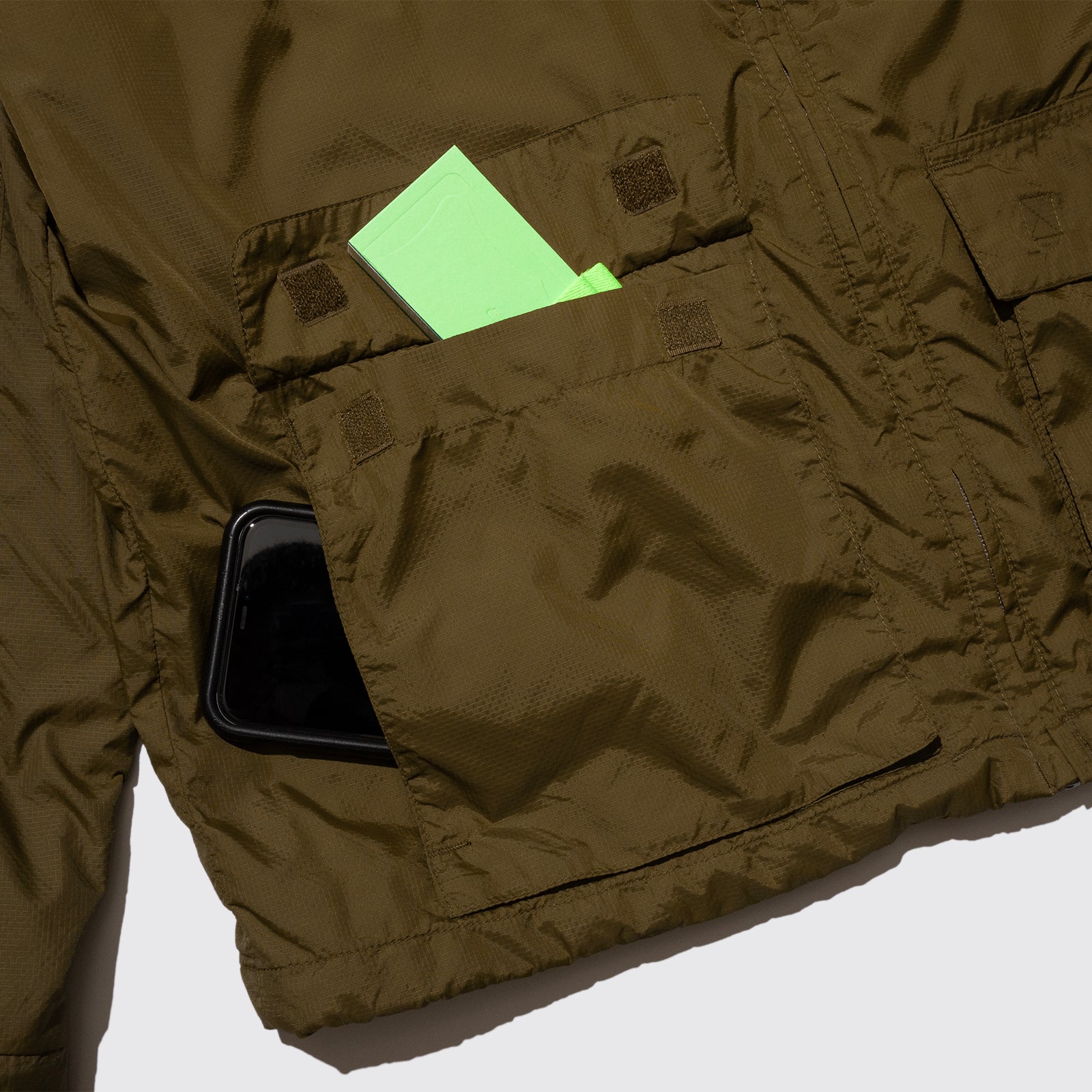 MULTI-POCKETS TECH JACKET