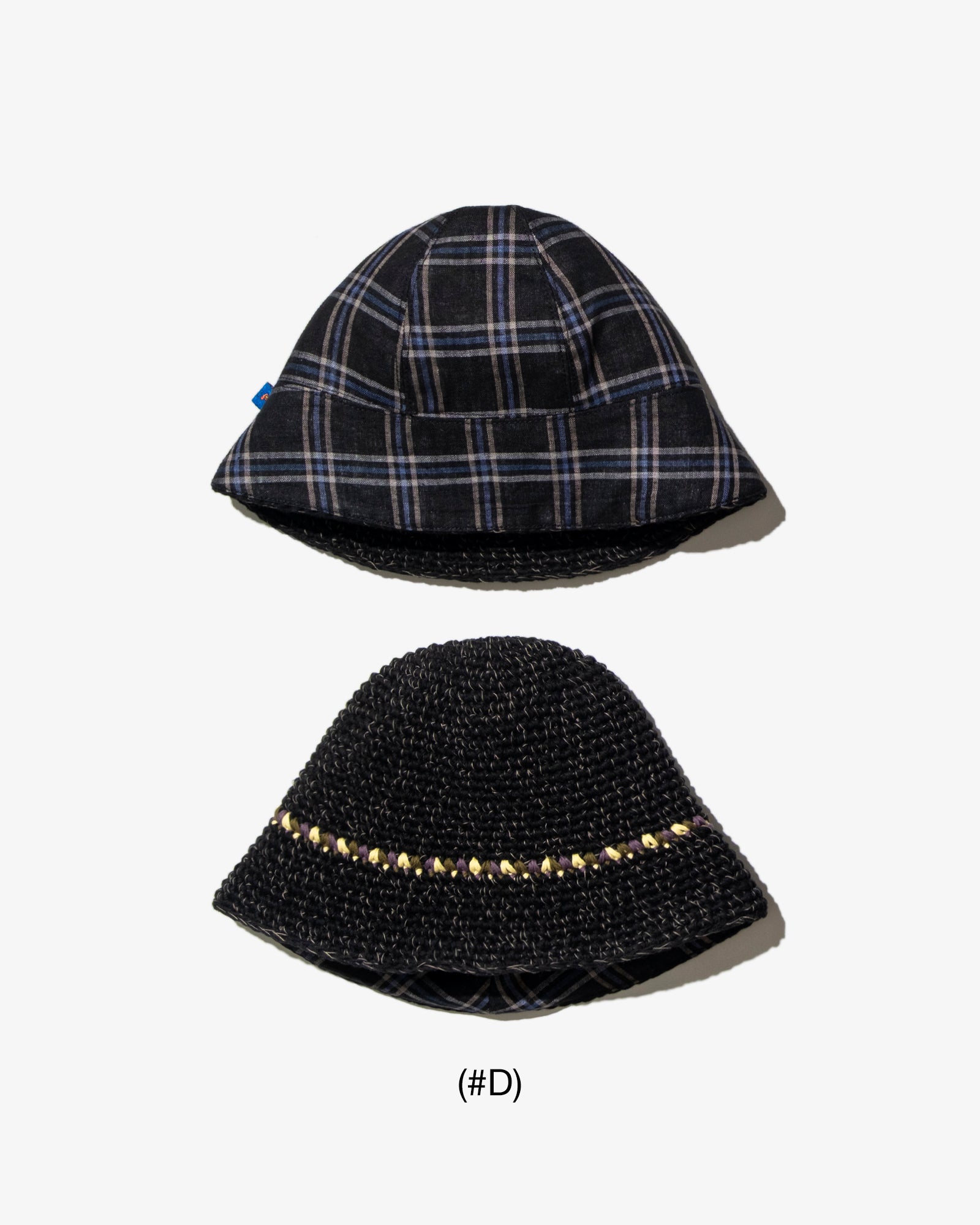 REVERSIBLE BUCKET HAT