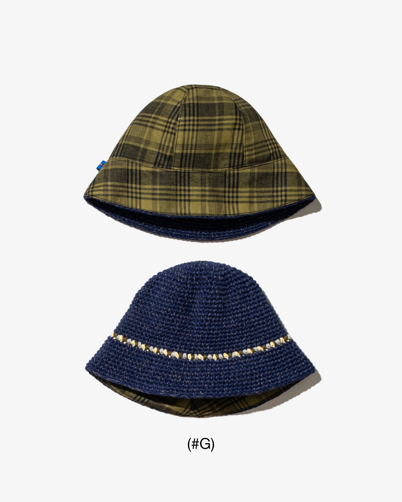 REVERSIBLE BUCKET HAT