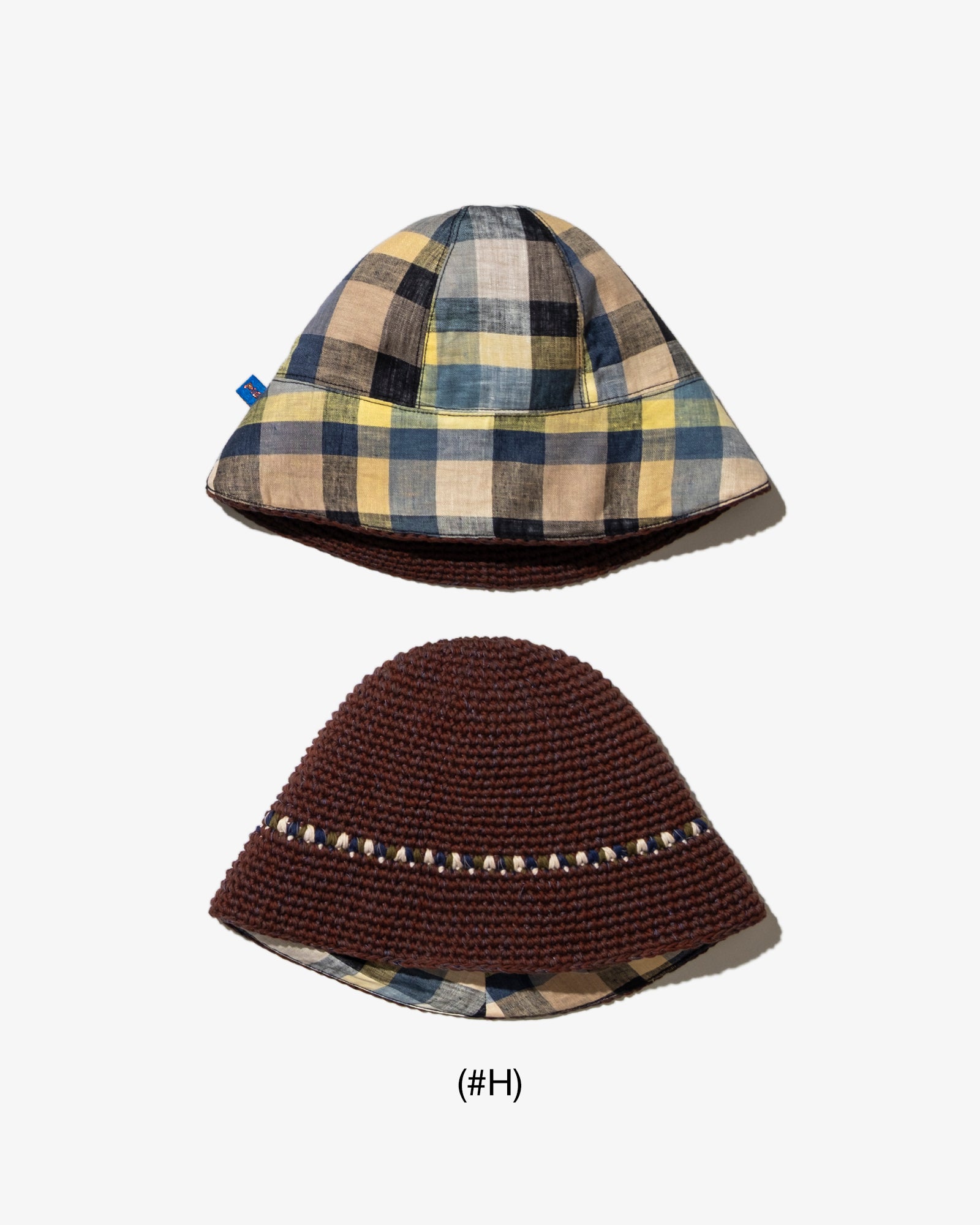 REVERSIBLE BUCKET HAT