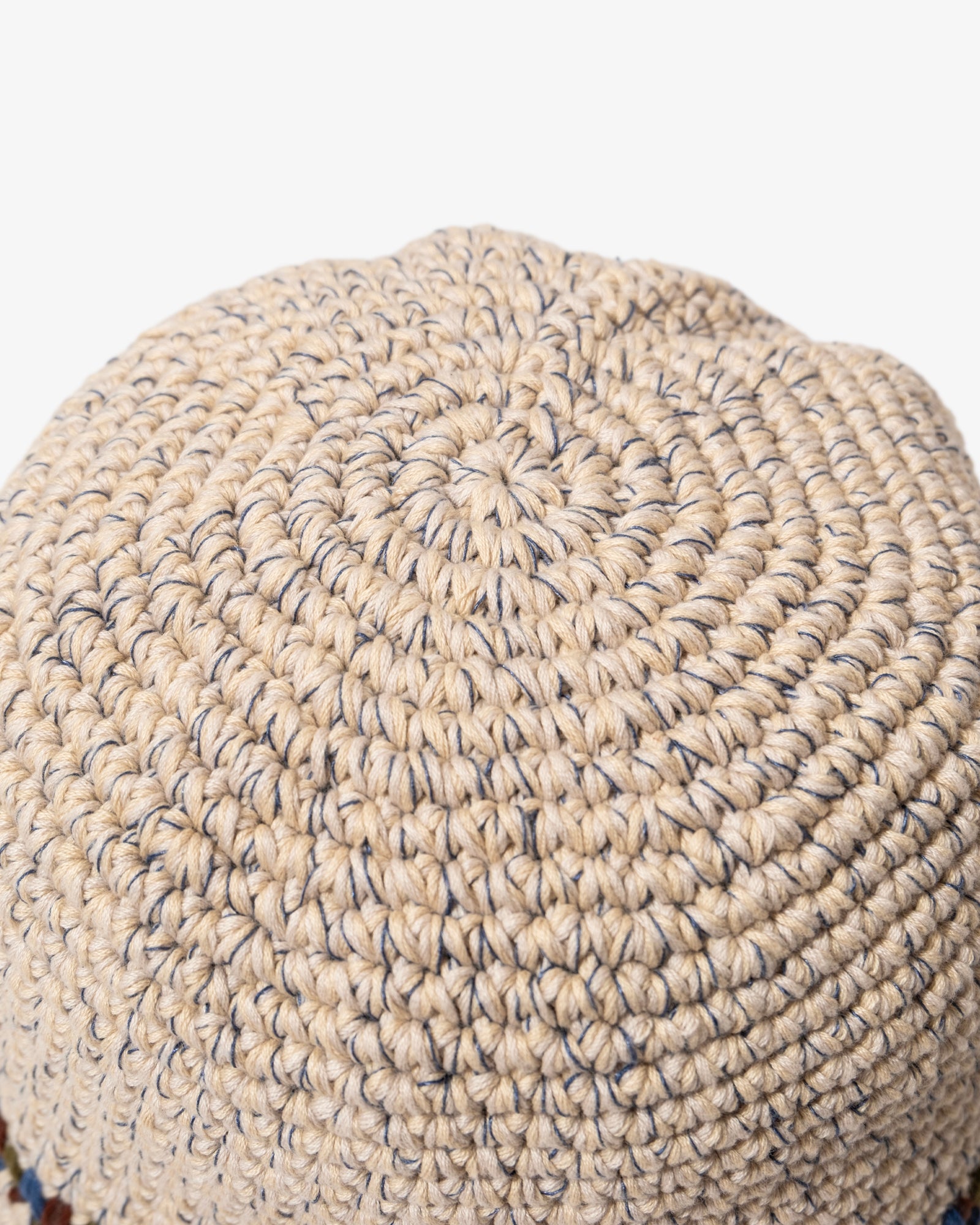 REVERSIBLE BUCKET HAT