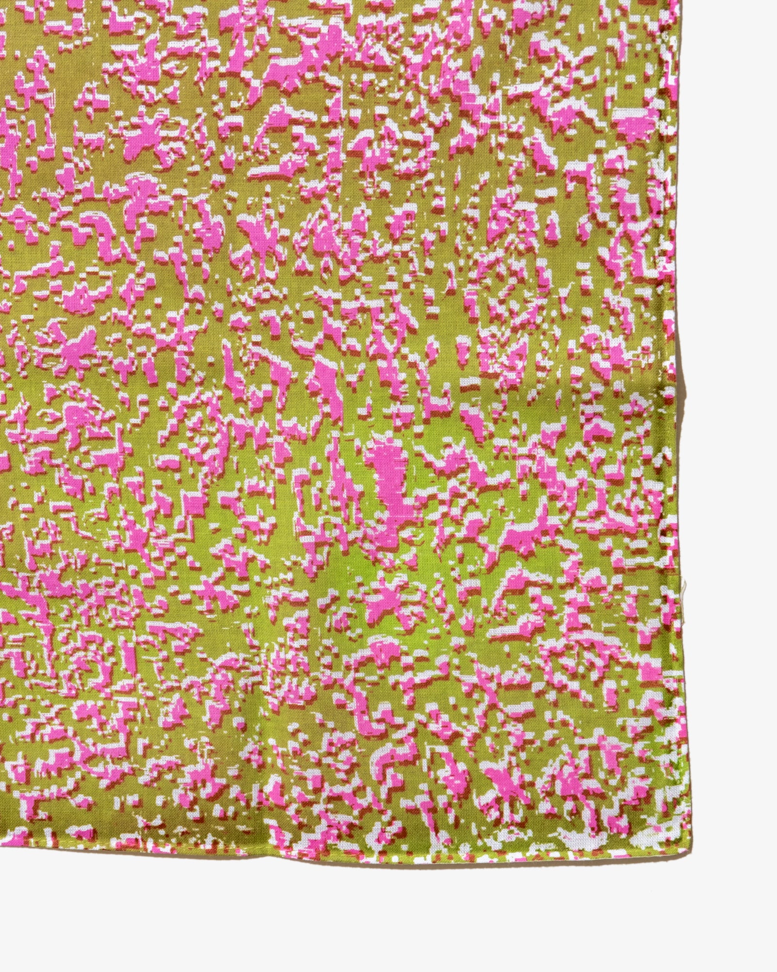 HEAT REACTIVE CAMO NOISE BANDANA (Brown*Pink)