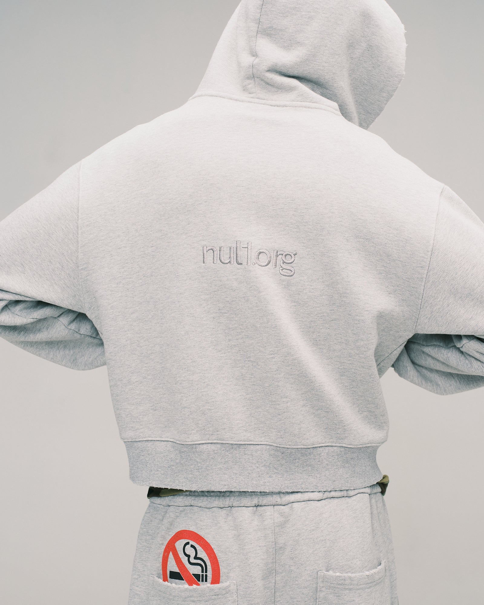 (nu-17) No Smoking Cropped Zip Hoodie