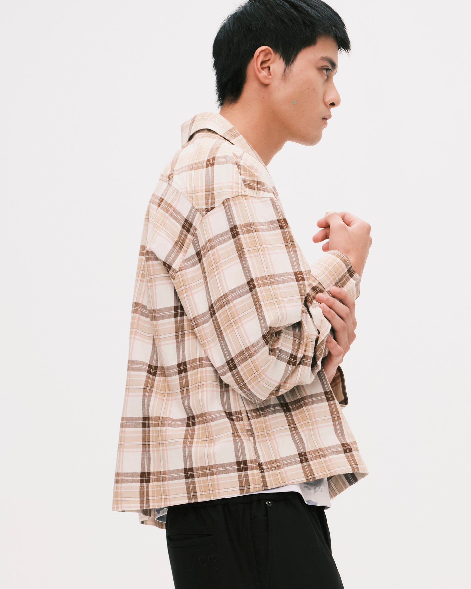 nu-S11) DEI Zip Shirt Pink – TRADINGS™