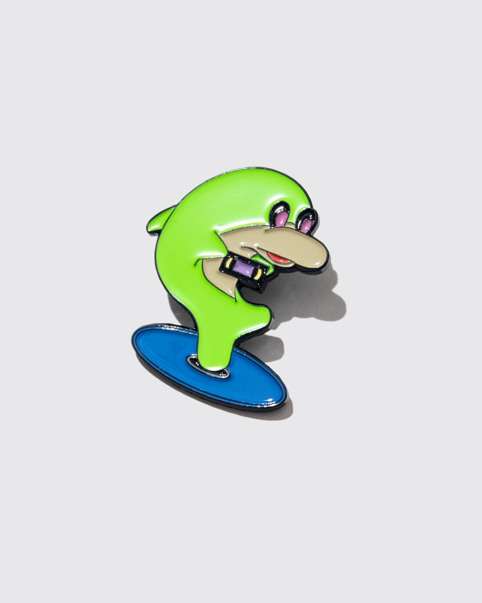 DOLPHIN CD WIZ PIN BADGE NEON GR33N