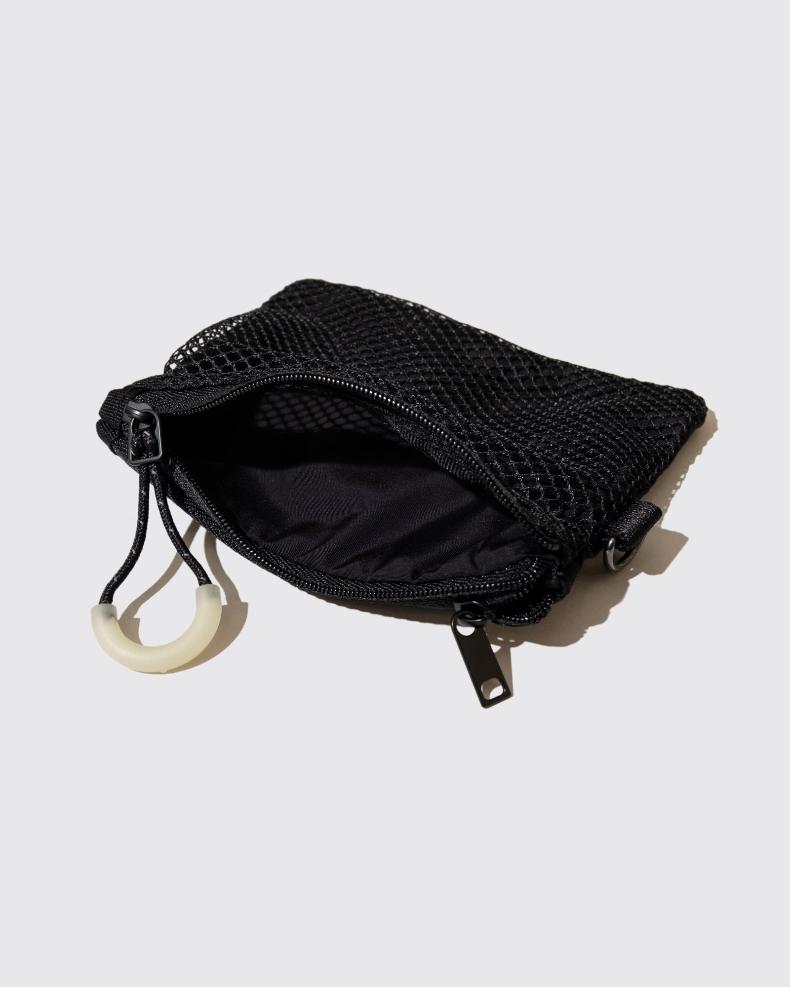 FYPM GLOW IN DA DARK POUCH (Black*Purple)