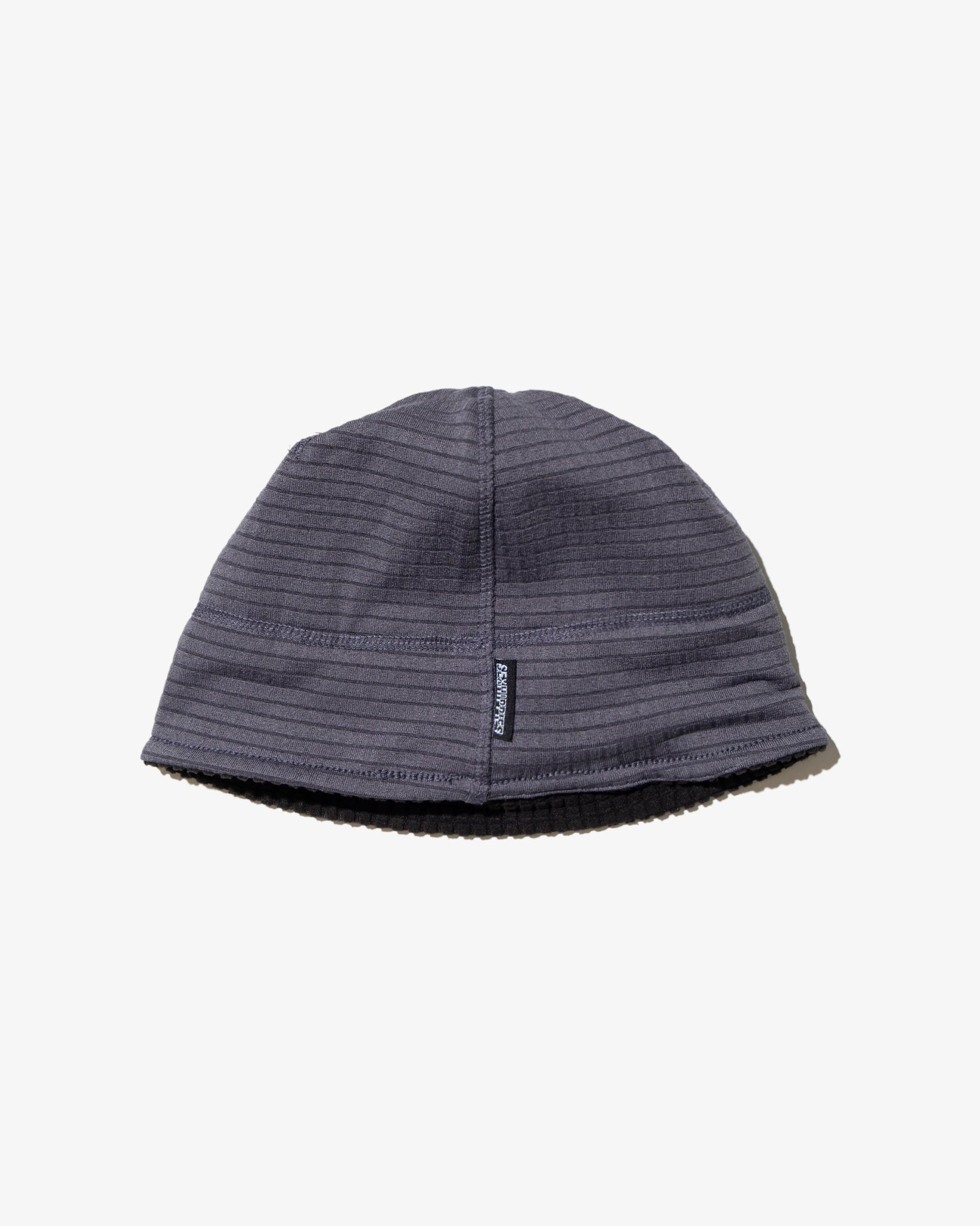 REVERSIBLE GRID FLEECE BEENIE (Black*Grey)