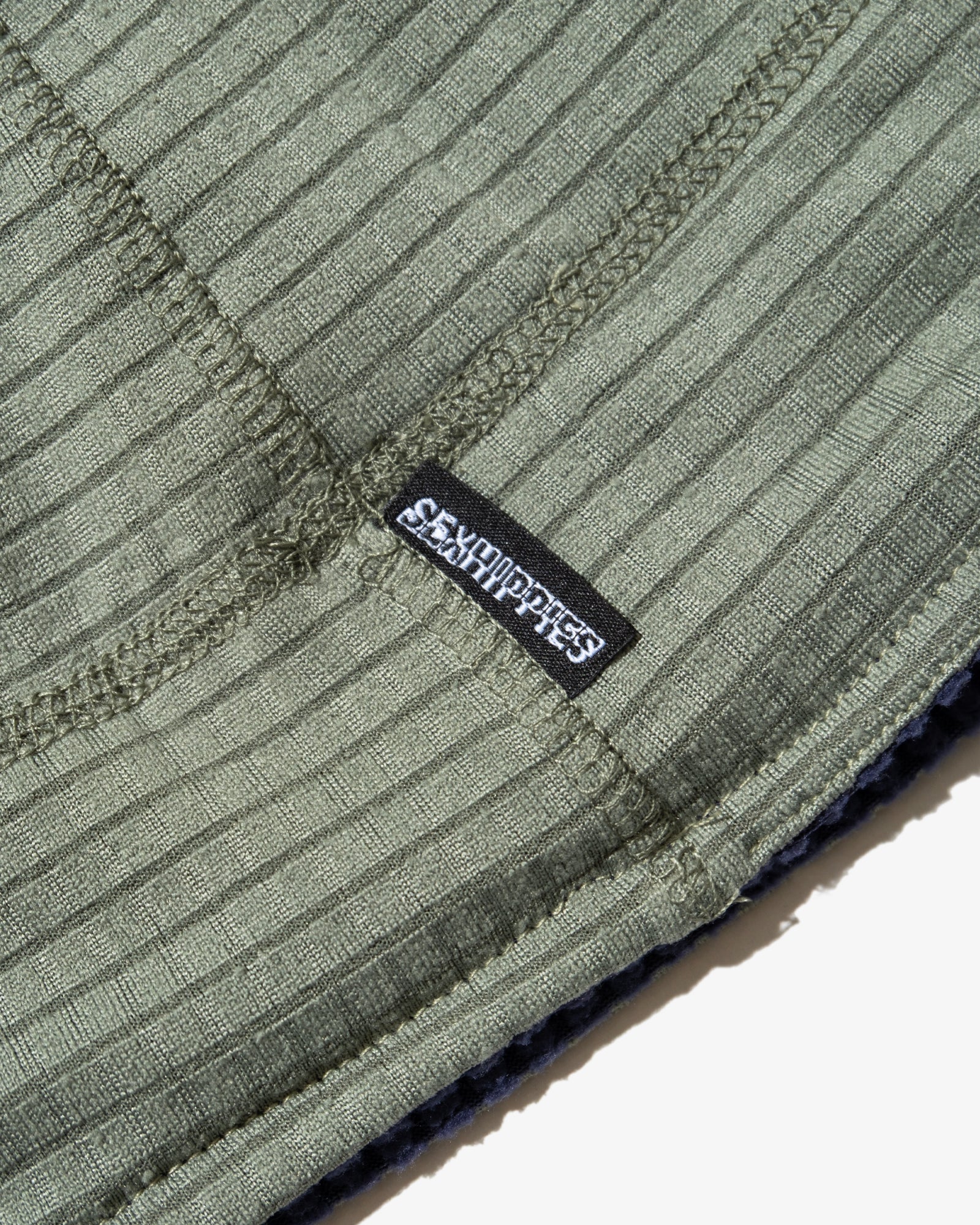 REVERSIBLE GRID FLEECE BEENIE (Navy*Sage)