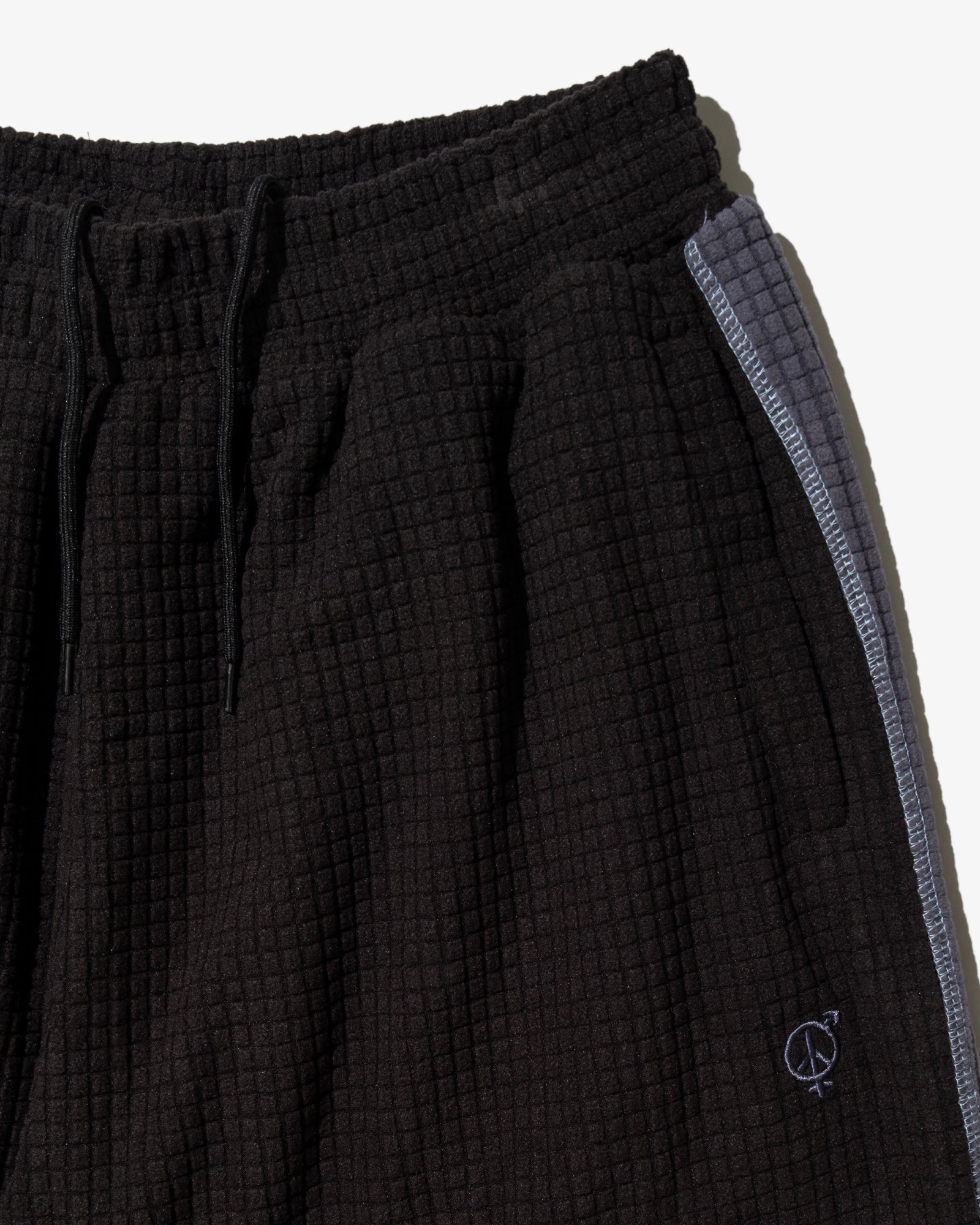 GRID FLEECE SHORTS (Black*Grey)