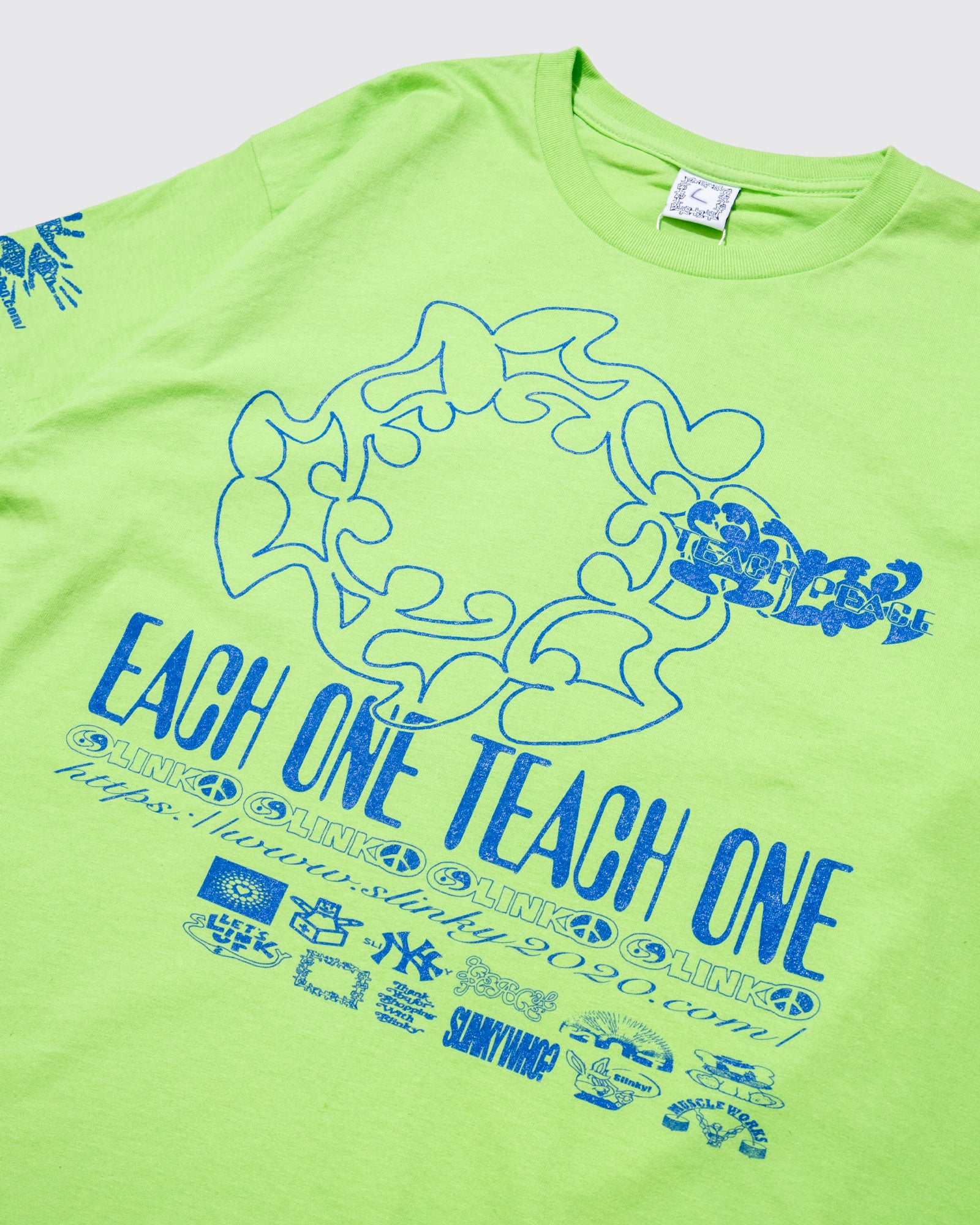 EACH ONE TEACH ONE TEE
