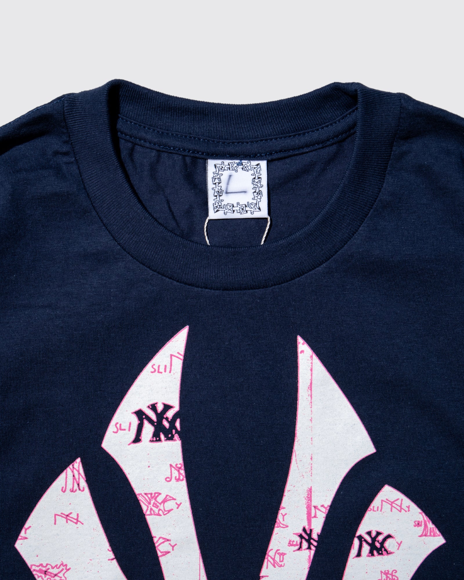 YANKEES BOOTLEG TEE (Navy)