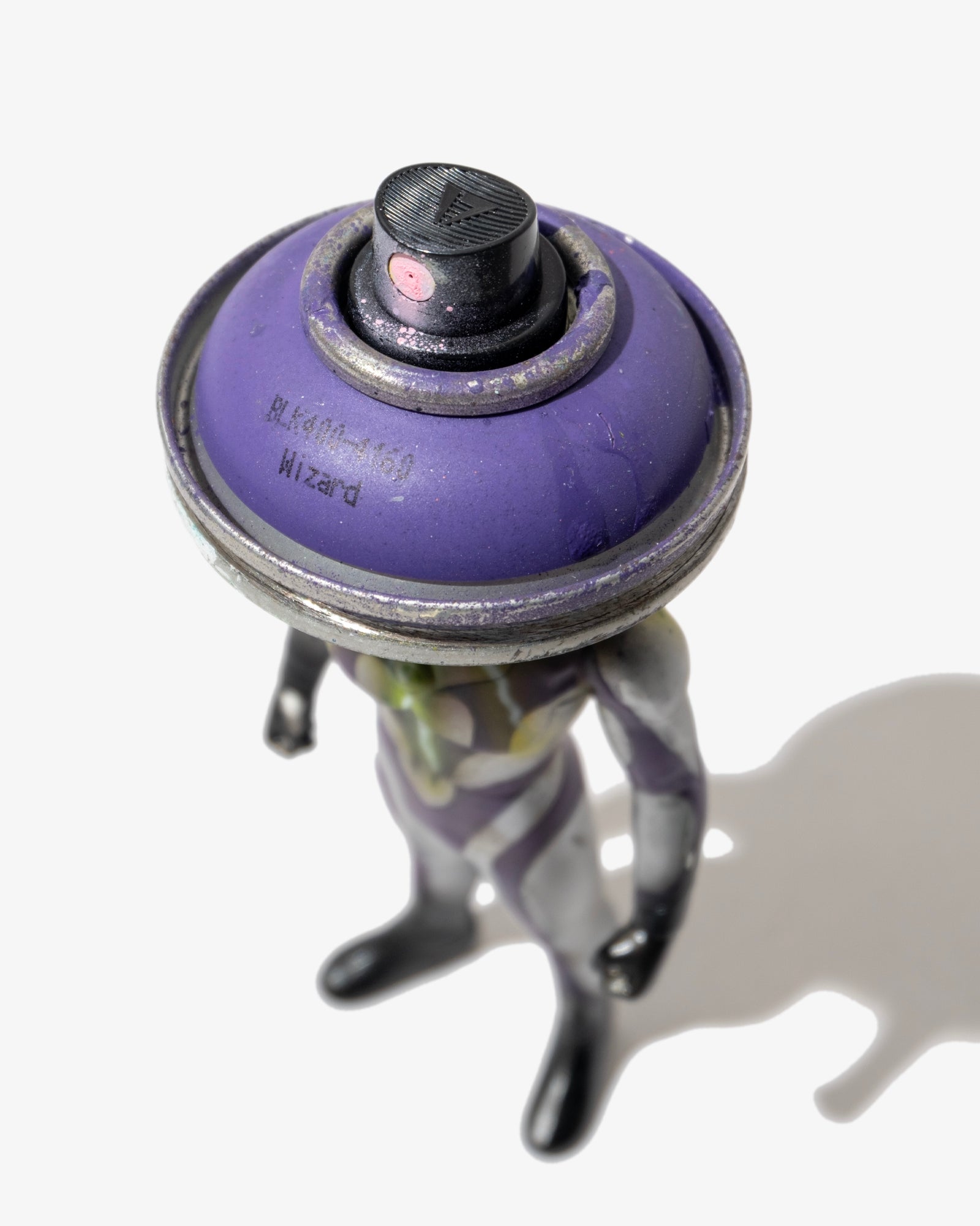 7.5" SPRAY PAINT TOY