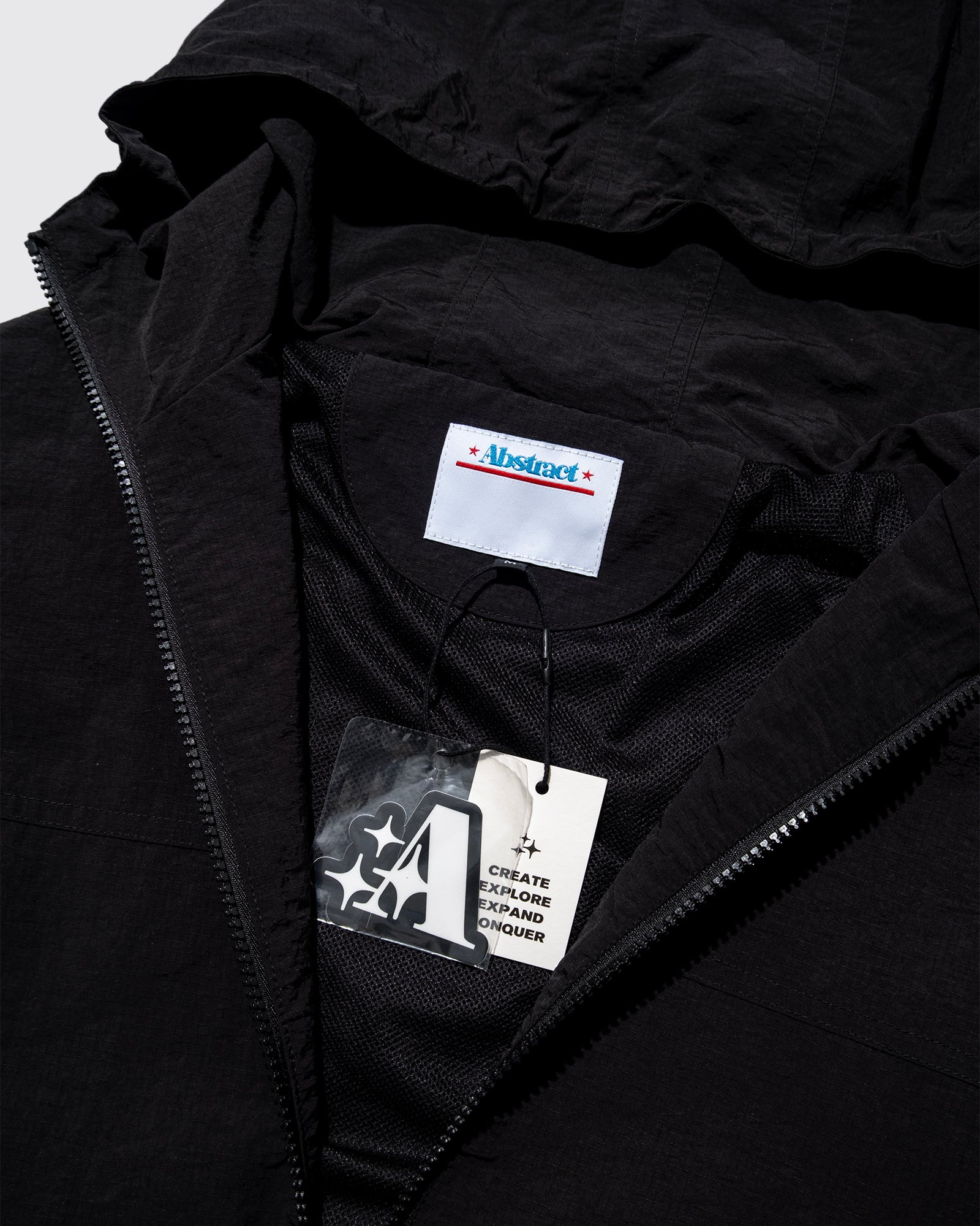 PHANTOM TRACK JACKET