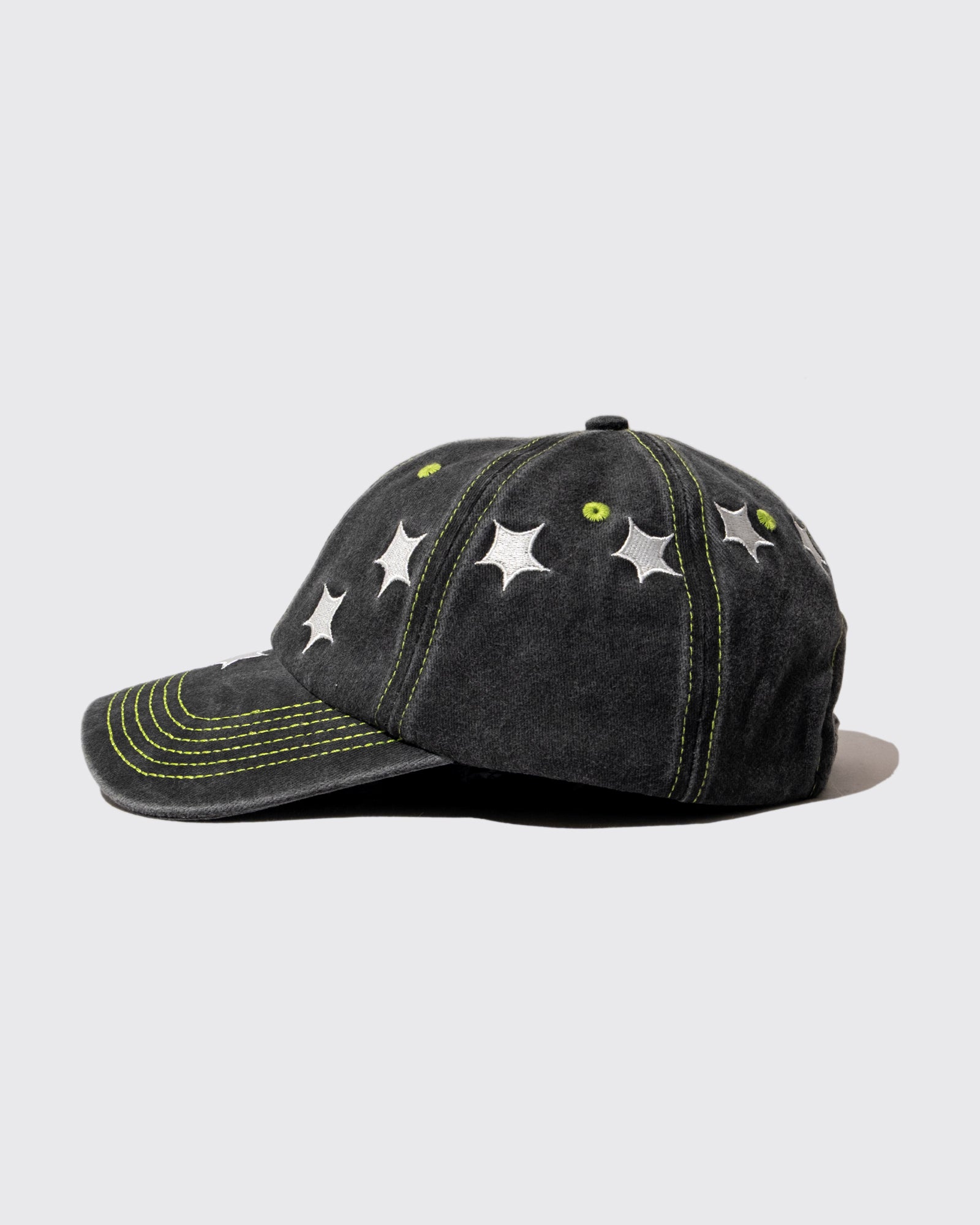 LUCKY CAP