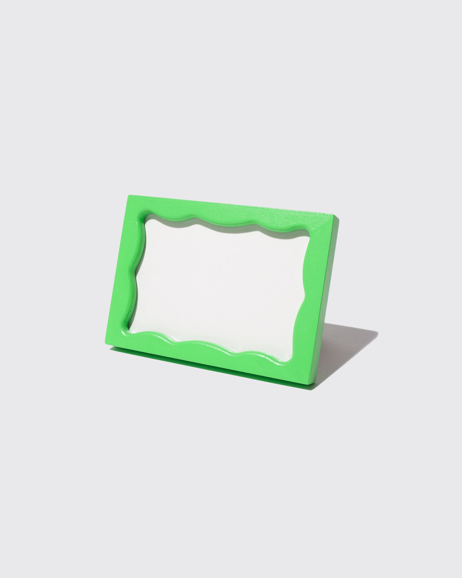 POSTCARD FRAME *TRADINGS™ EXCLUSIVE*
