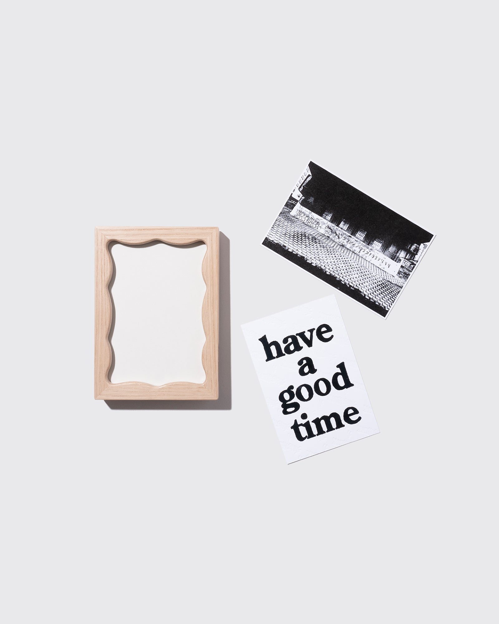 POSTCARD FRAME (Natural)