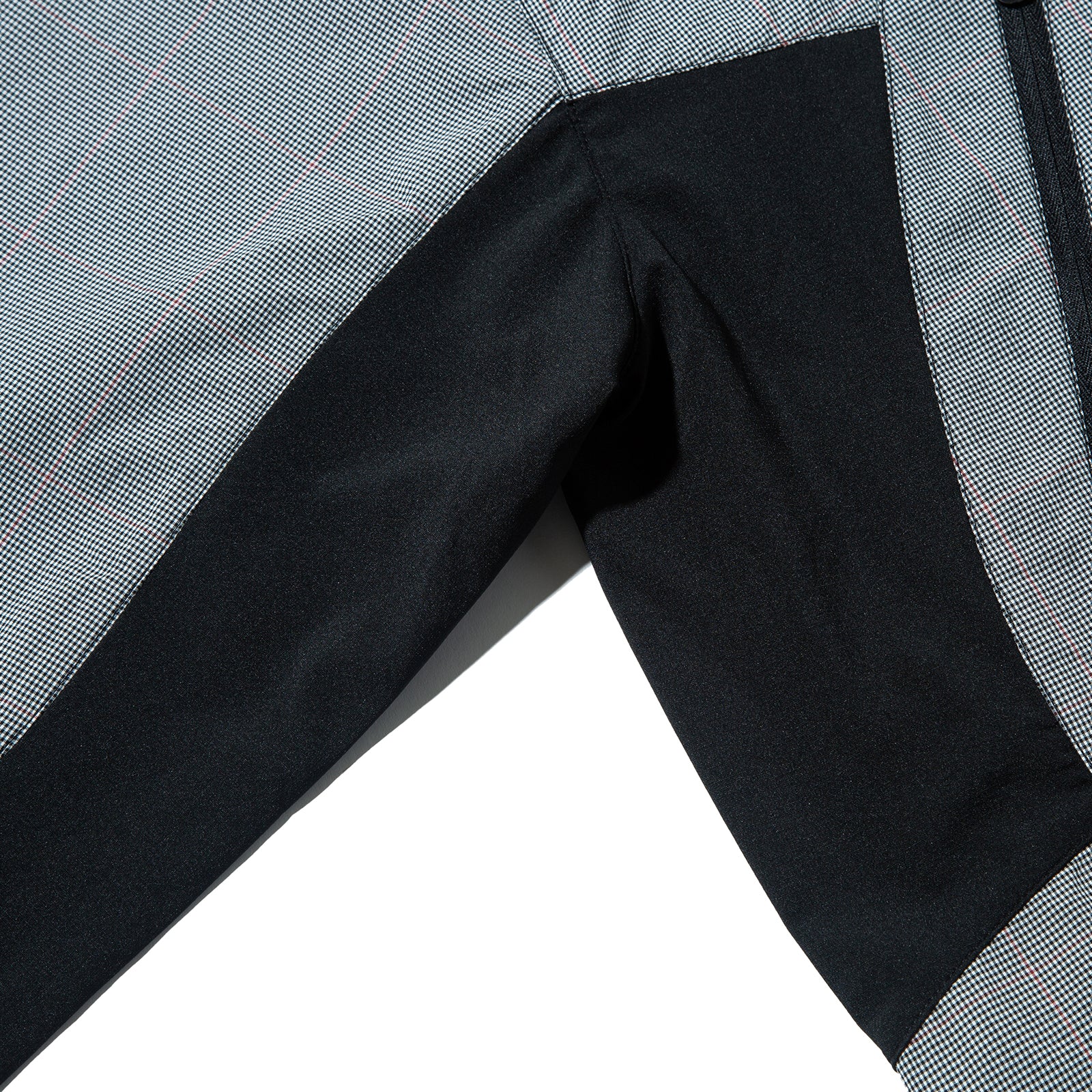 DE III JKT (White)