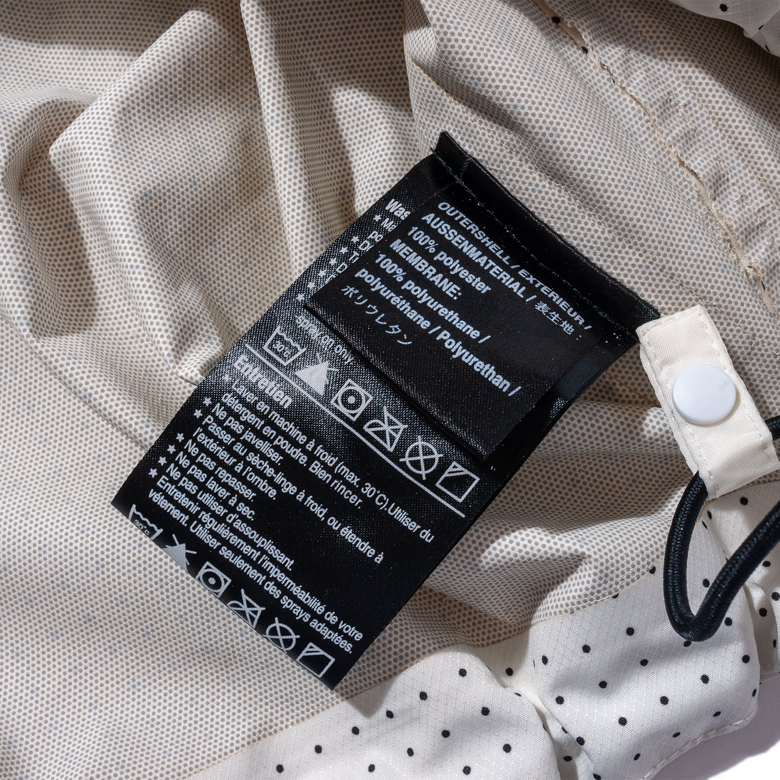 GRAY SCALE SERIES PULLOVER JKT
