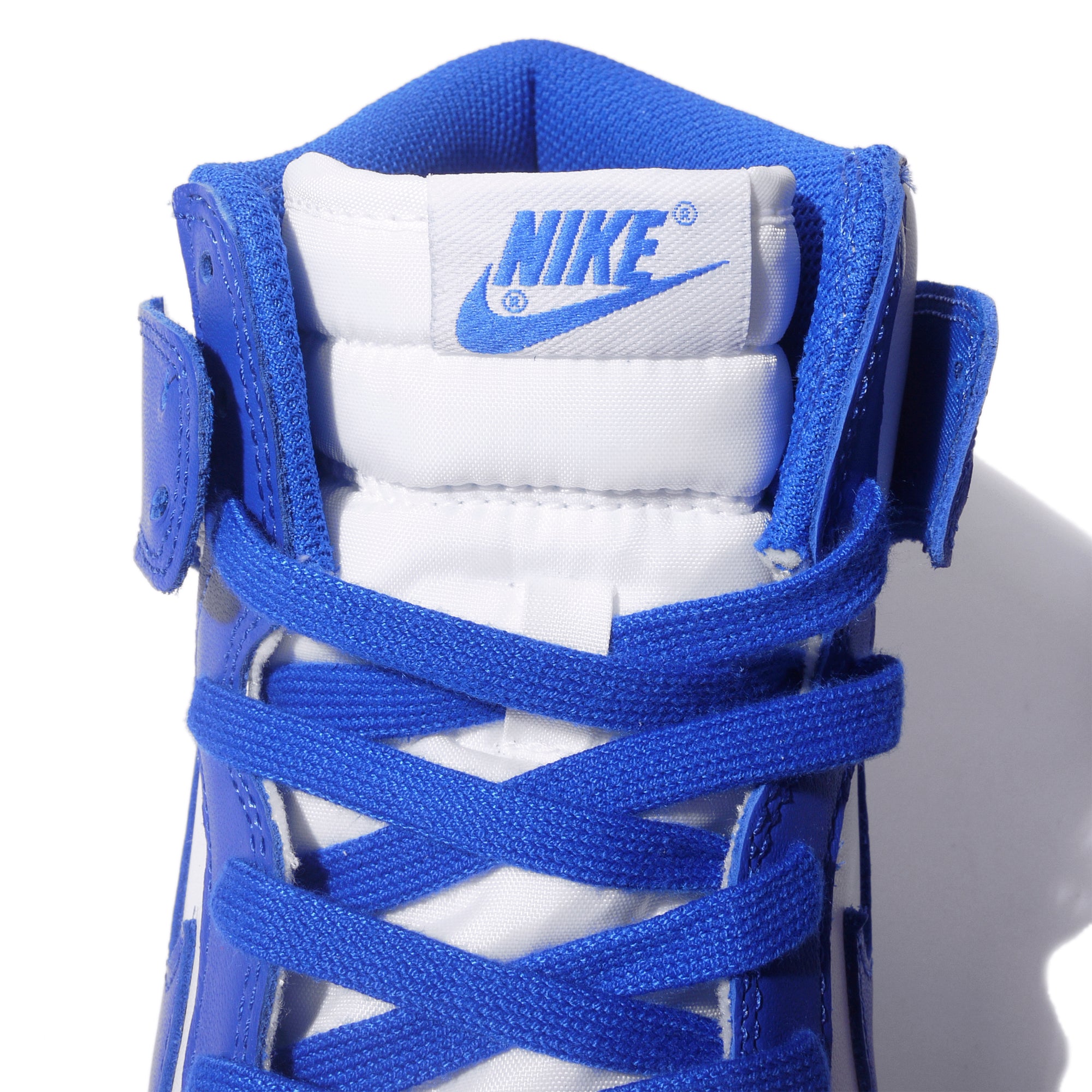 NIKE DUNK HI