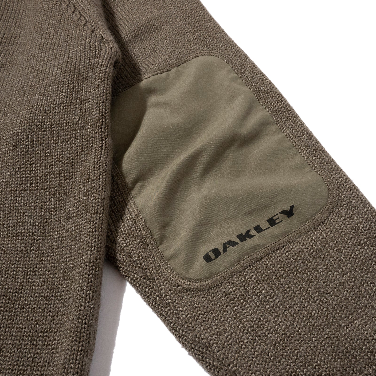 WOOL KNIT SWEATER